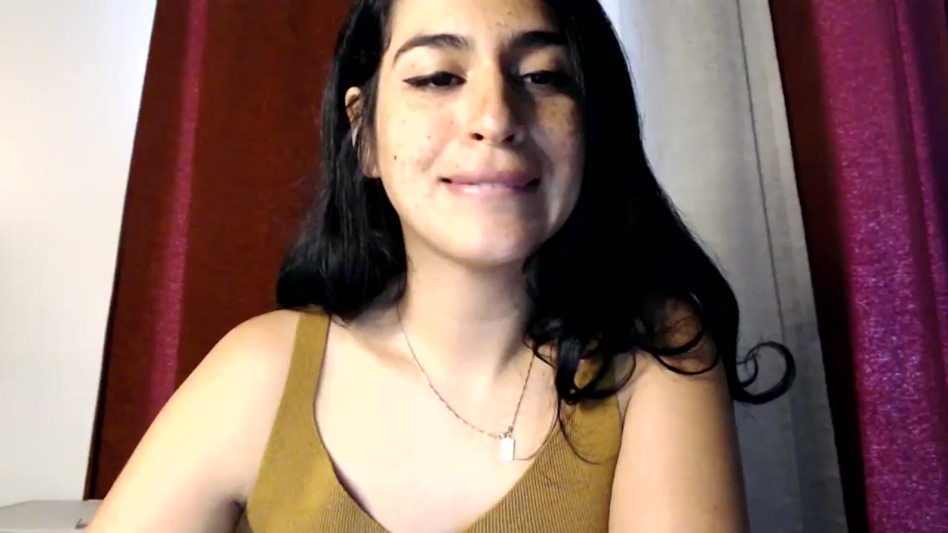 Gallery image thumbnail from FreckledPoni's myfreecams stream on, 11/11/2024, 19:15 image 19 of 20