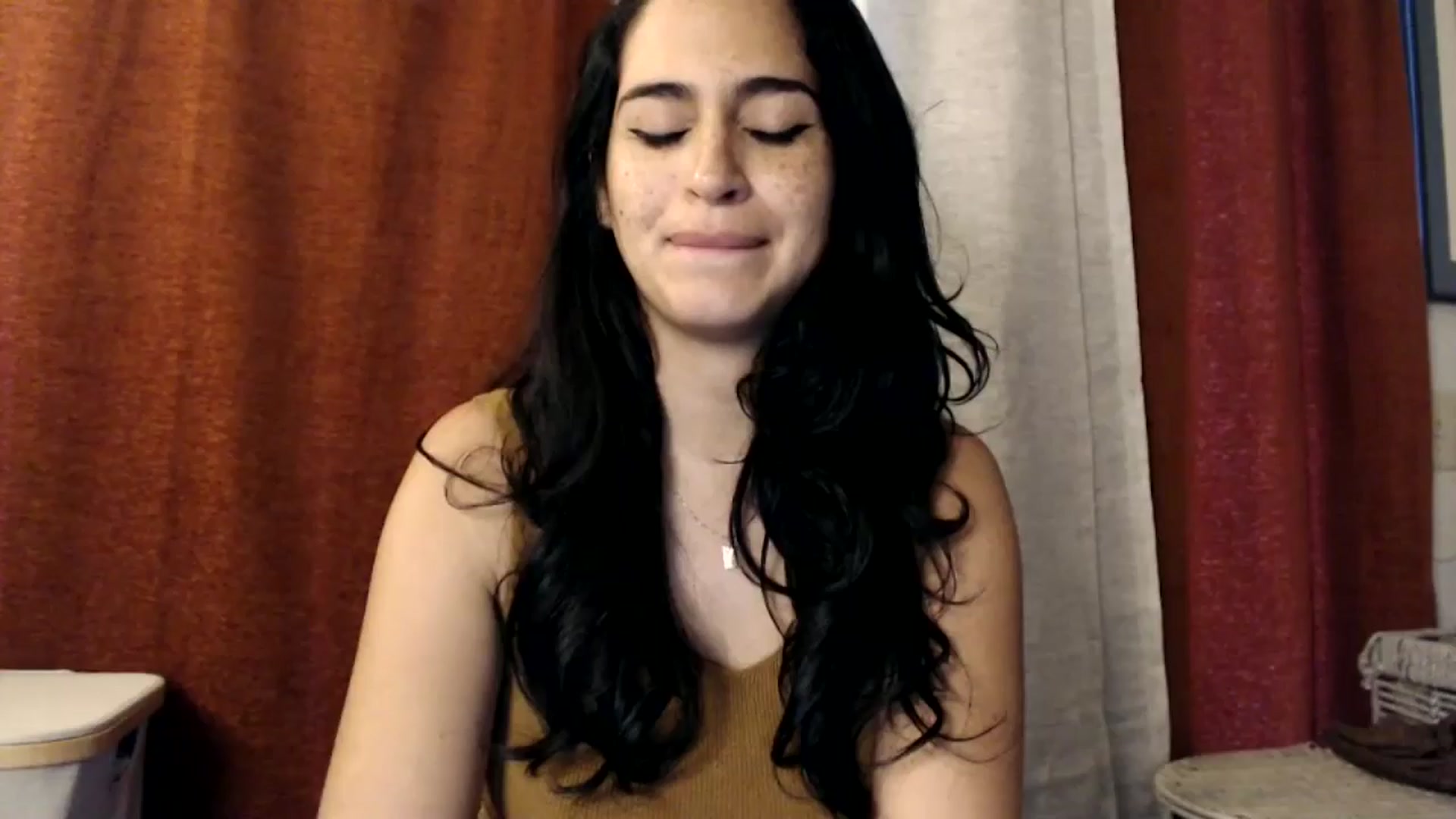 Gallery image thumbnail from FreckledPoni's myfreecams stream on, 11/11/2024, 22:14 image 15 of 20