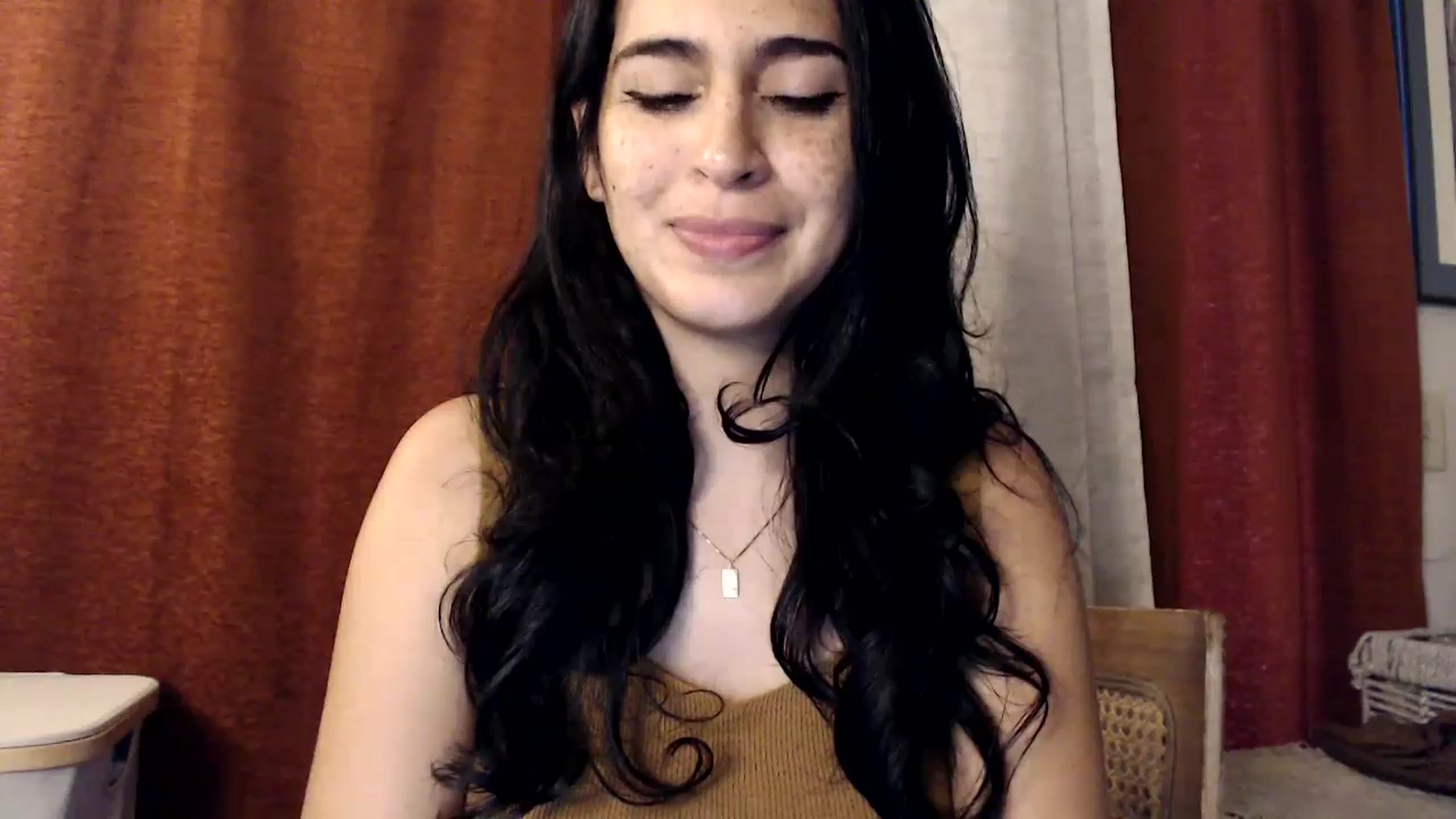 Gallery image thumbnail from FreckledPoni's myfreecams stream on, 11/11/2024, 22:14 image 18 of 20