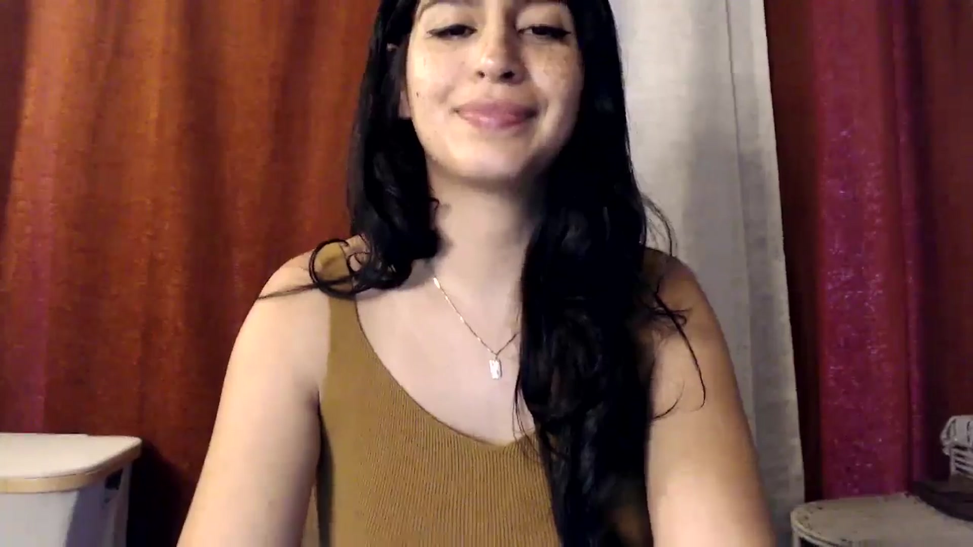 Gallery image thumbnail from FreckledPoni's myfreecams stream on, 11/11/2024, 22:14 image 9 of 20