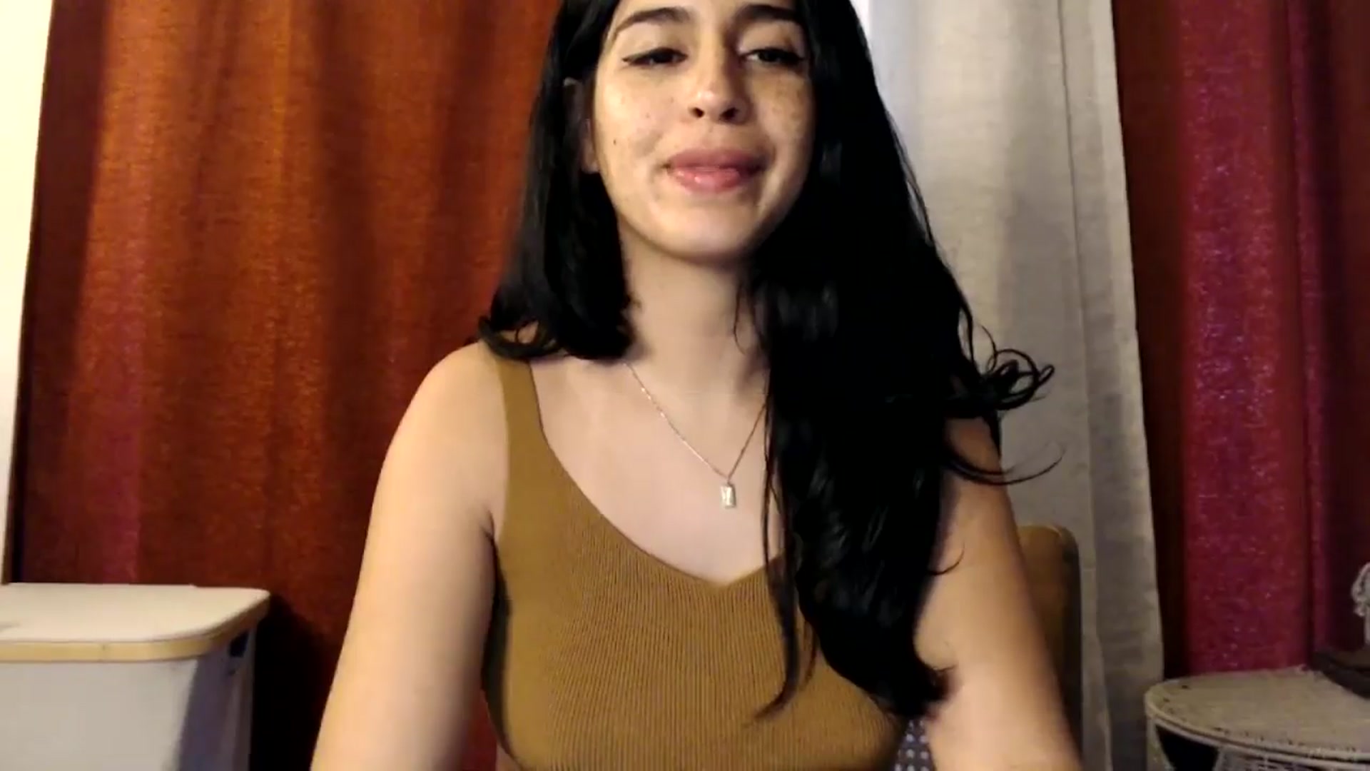 Gallery image thumbnail from FreckledPoni's myfreecams stream on, 11/11/2024, 22:14 image 8 of 20