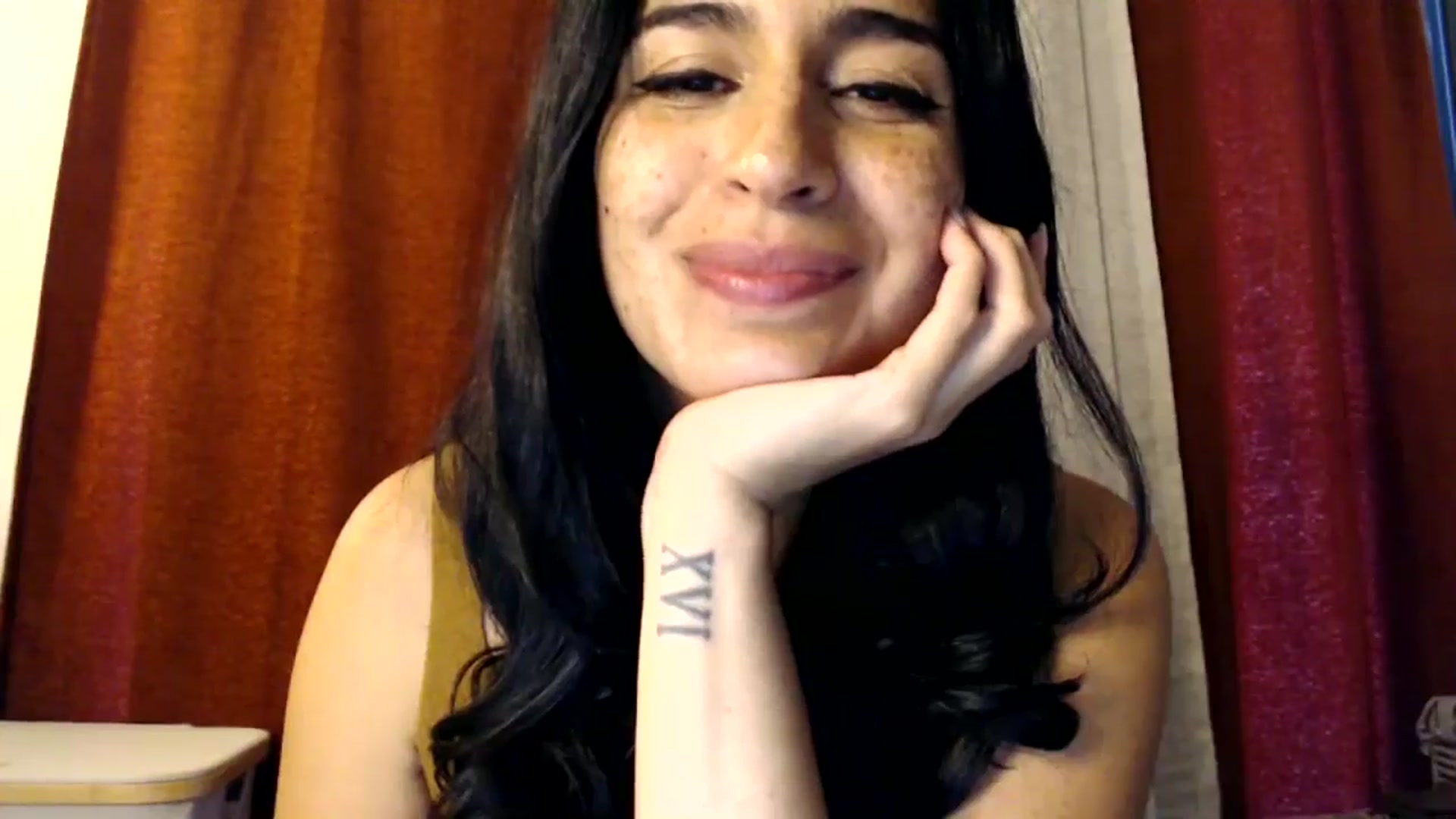 Gallery image thumbnail from FreckledPoni's myfreecams stream on, 11/11/2024, 22:14 image 6 of 20