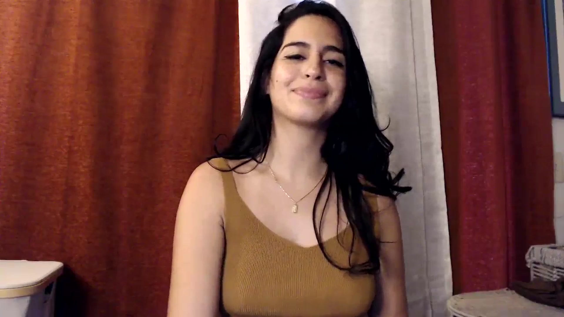 Gallery image thumbnail from FreckledPoni's myfreecams stream on, 11/11/2024, 22:14 image 16 of 20