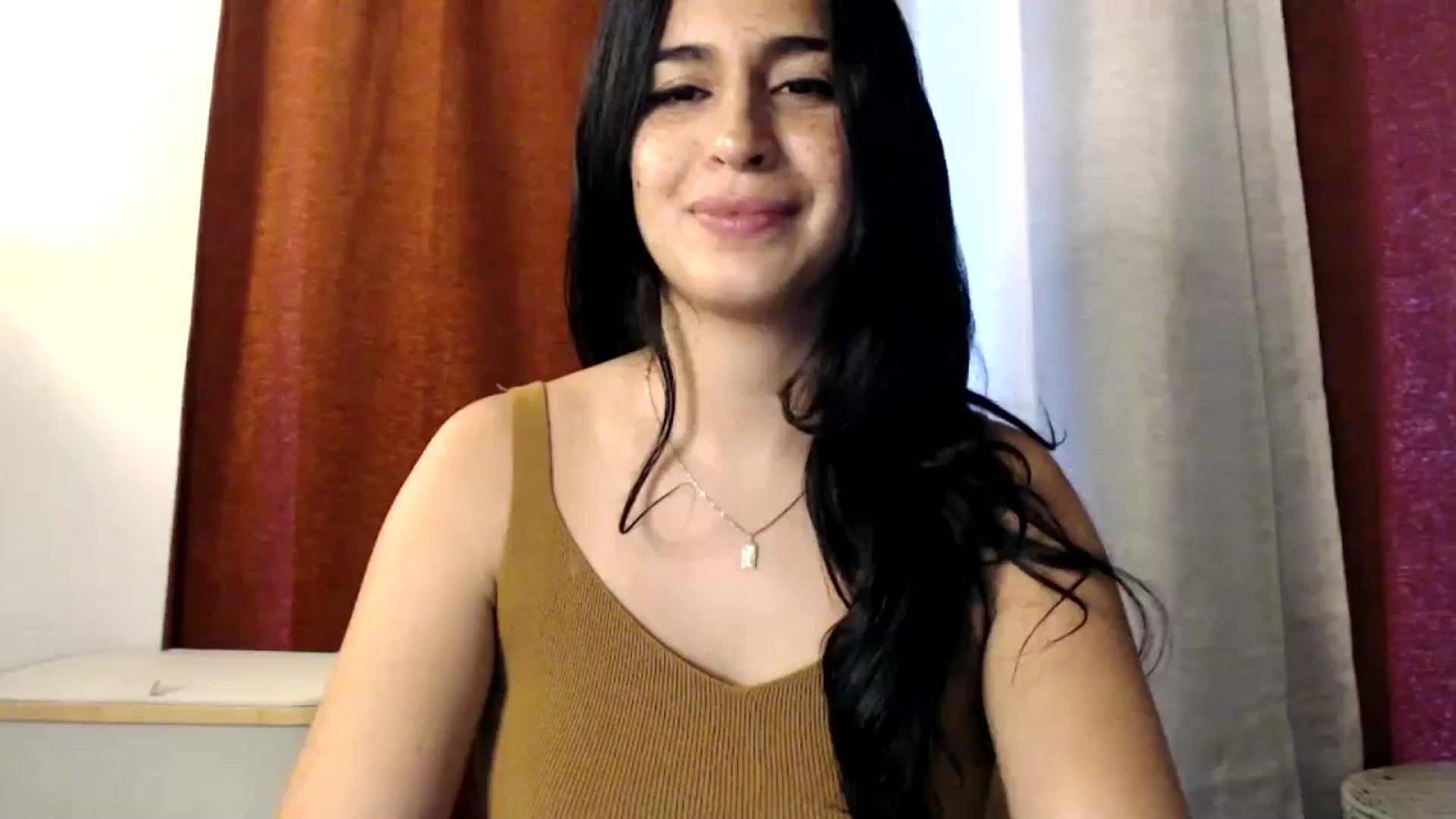 Gallery image thumbnail from FreckledPoni's myfreecams stream on, 11/11/2024, 22:14 image 1 of 20