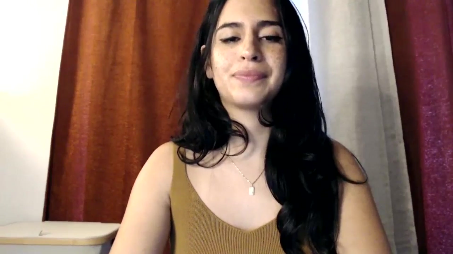 Gallery image thumbnail from FreckledPoni's myfreecams stream on, 11/11/2024, 22:14 image 3 of 20