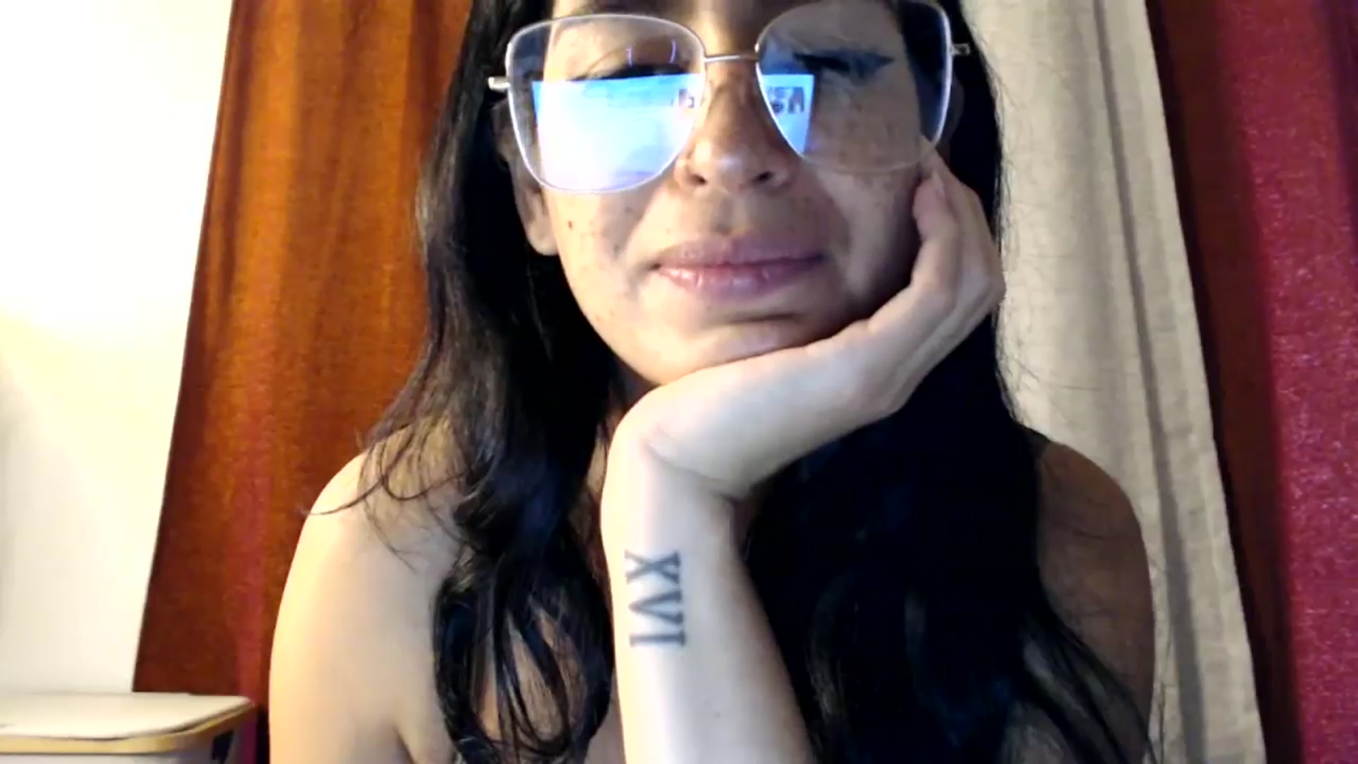 Gallery image thumbnail from FreckledPoni's myfreecams stream on, 11/13/2024, 21:26 image 11 of 20