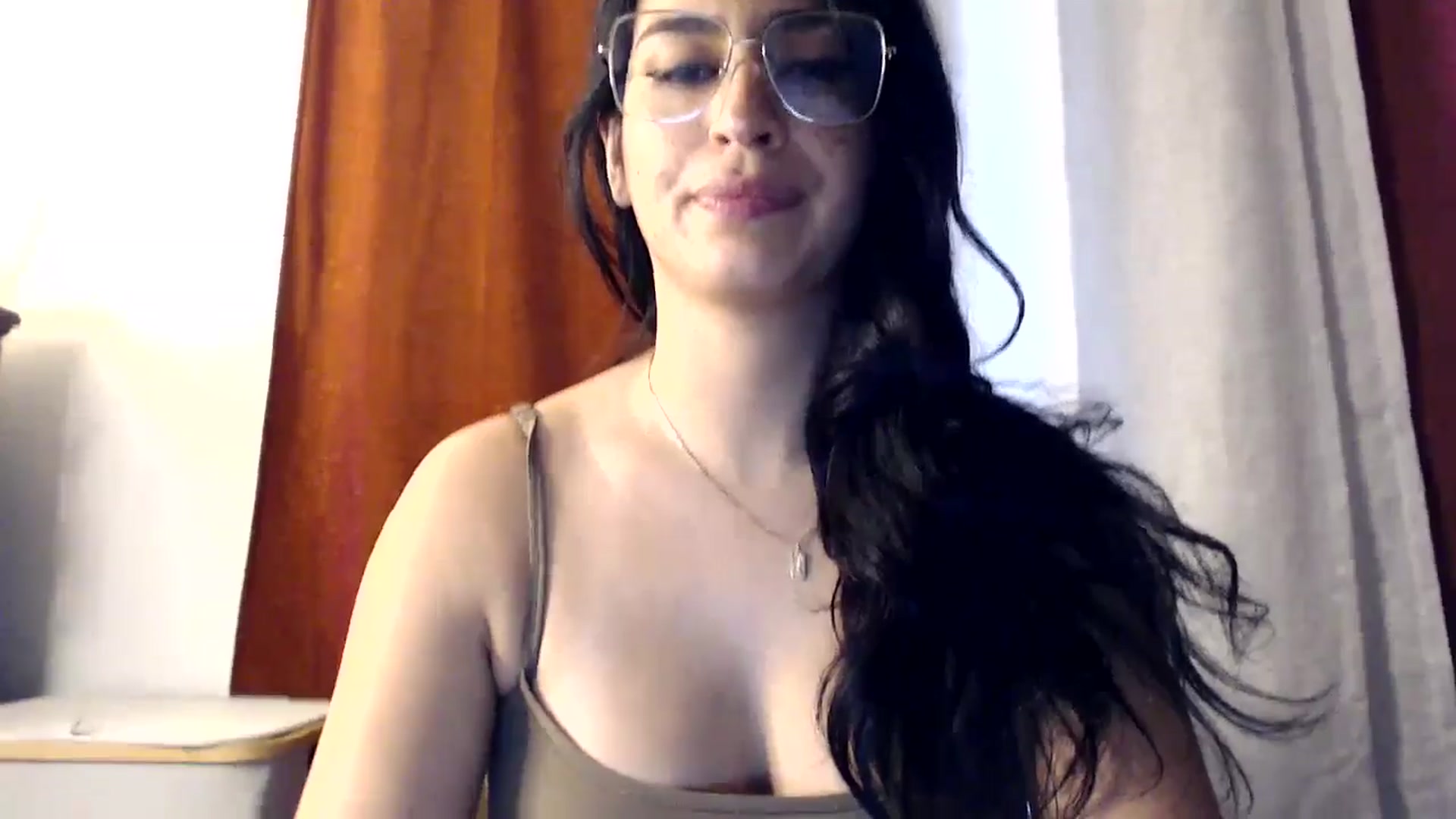 Gallery image thumbnail from FreckledPoni's myfreecams stream on, 11/13/2024, 21:26 image 18 of 20