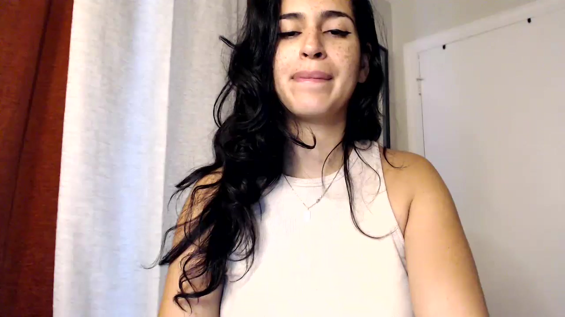 Gallery image thumbnail from FreckledPoni's myfreecams stream on, 11/18/2024, 21:23 image 19 of 20