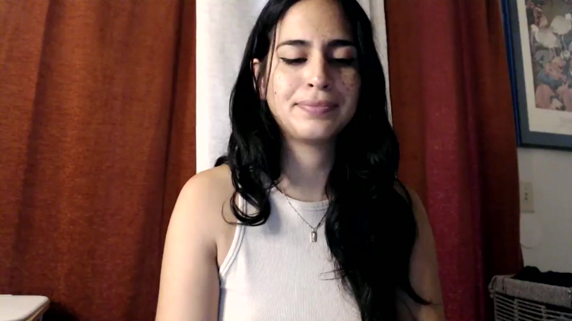 Gallery image thumbnail from FreckledPoni's myfreecams stream on, 11/18/2024, 21:23 image 11 of 20