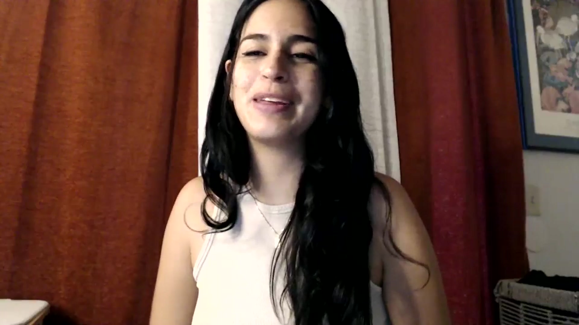 Gallery image thumbnail from FreckledPoni's myfreecams stream on, 11/18/2024, 21:23 image 10 of 20