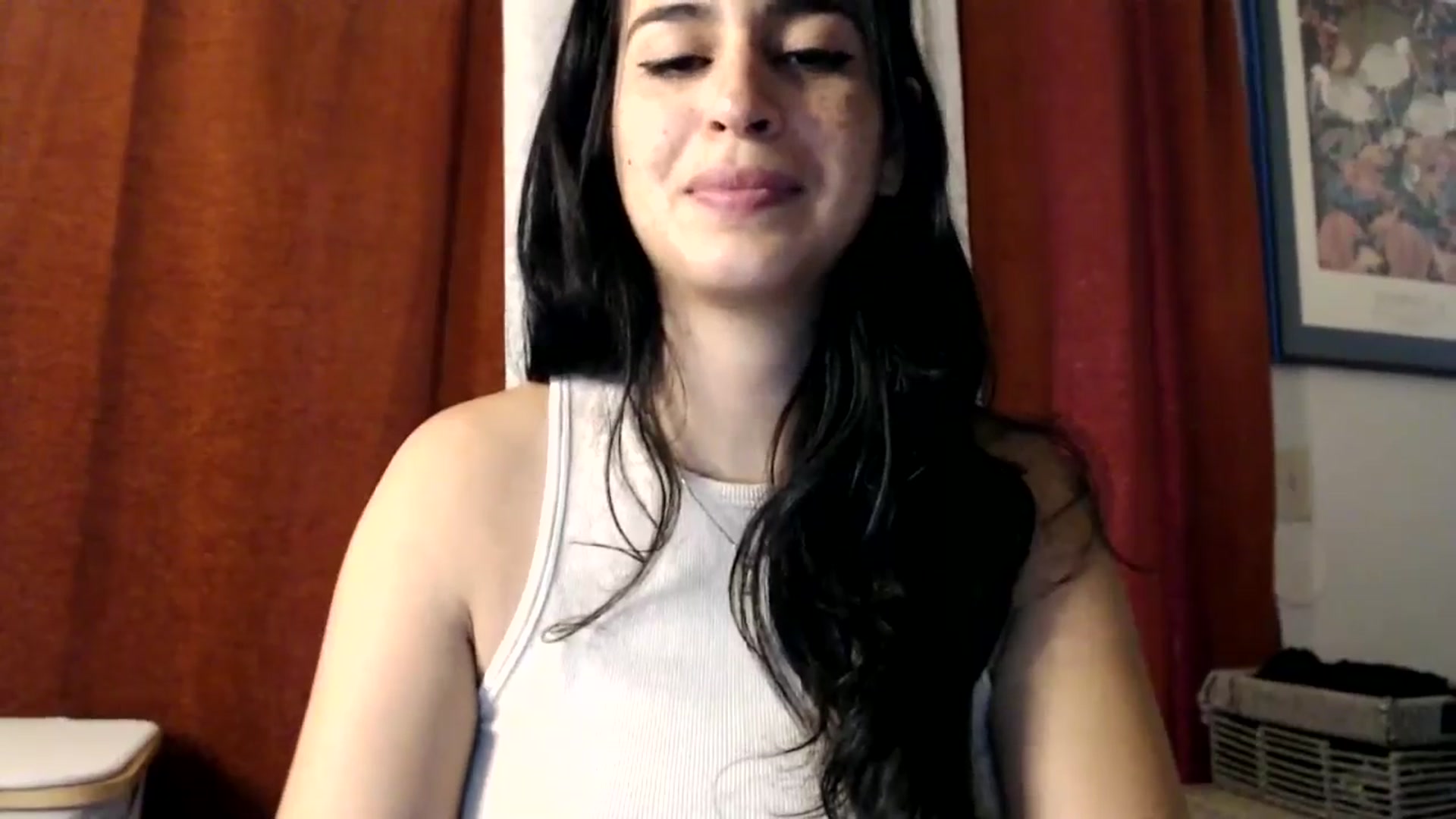 Gallery image thumbnail from FreckledPoni's myfreecams stream on, 11/18/2024, 21:23 image 4 of 20