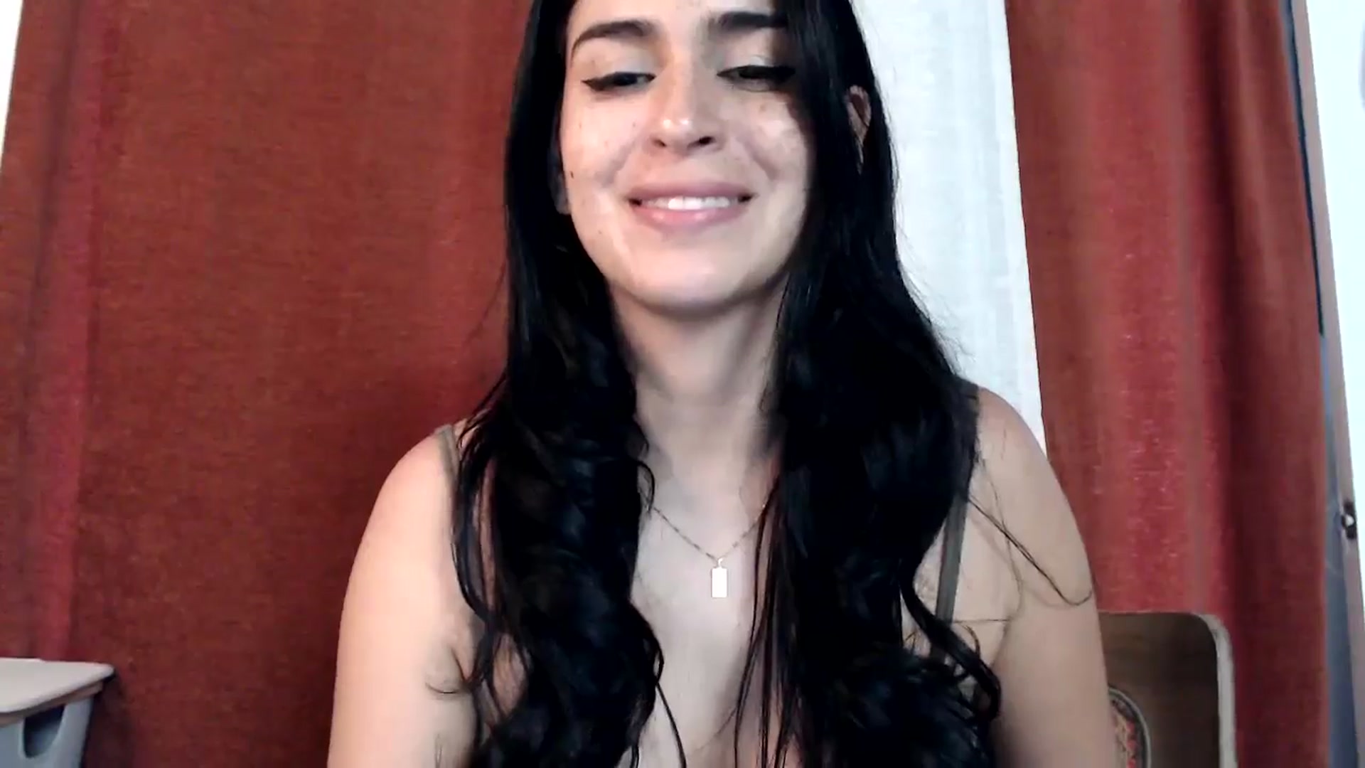 Gallery image thumbnail from FreckledPoni's myfreecams stream on, 12/03/2024, 22:03 image 17 of 20