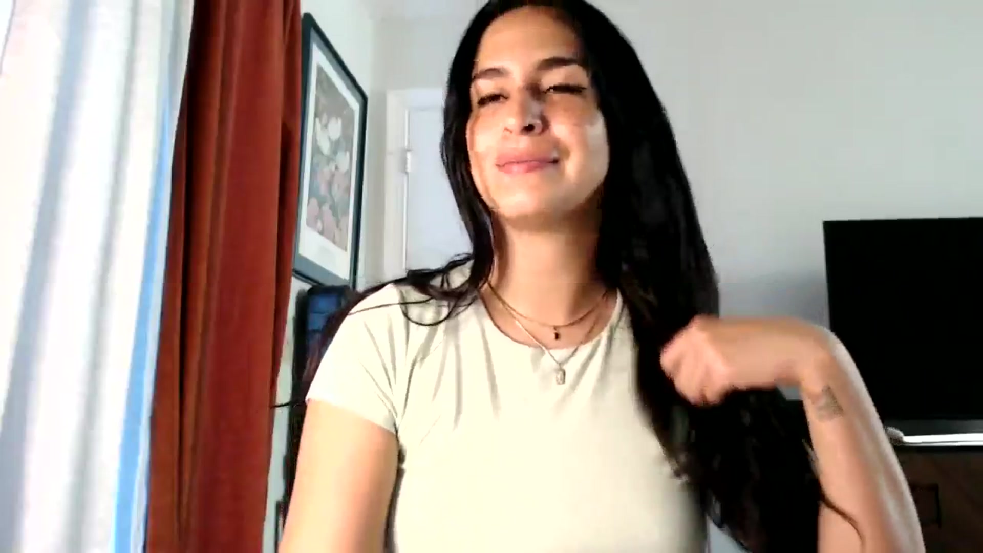 Gallery image thumbnail from FreckledPoni's myfreecams stream on, 06/20/2025, 20:33 image 8 of 20