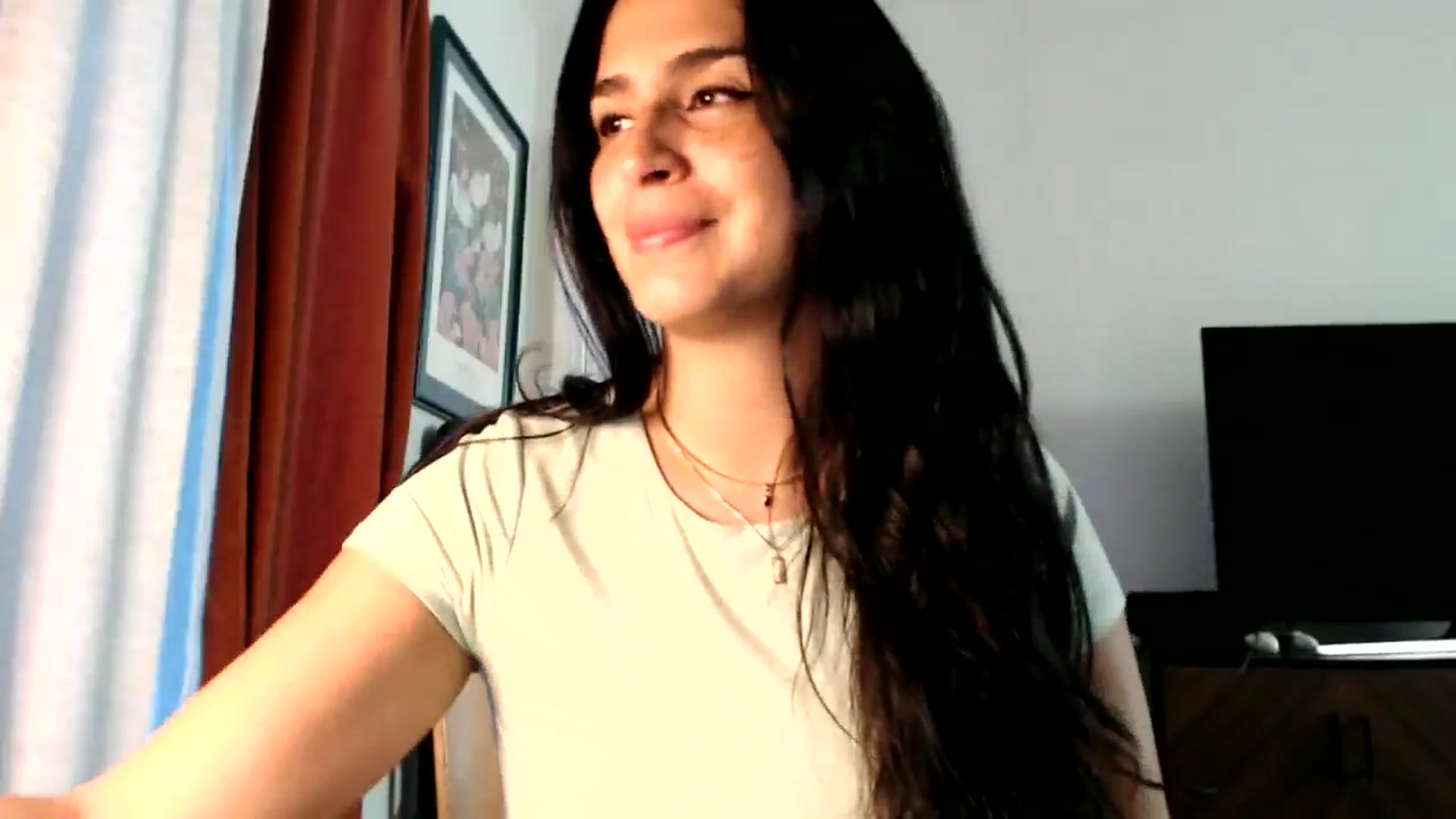 Gallery image thumbnail from FreckledPoni's myfreecams stream on, 06/20/2025, 20:33 image 7 of 20