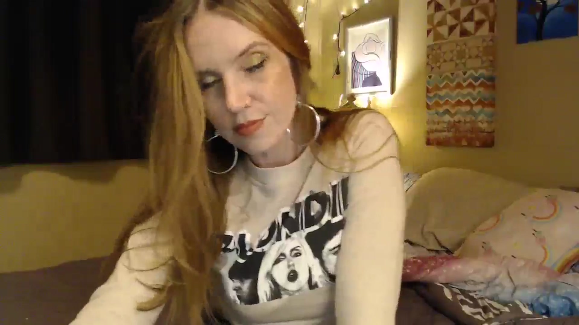 Gallery image thumbnail from Freckles___'s myfreecams stream on, 01/27/2025, 07:15 image 7 of 20
