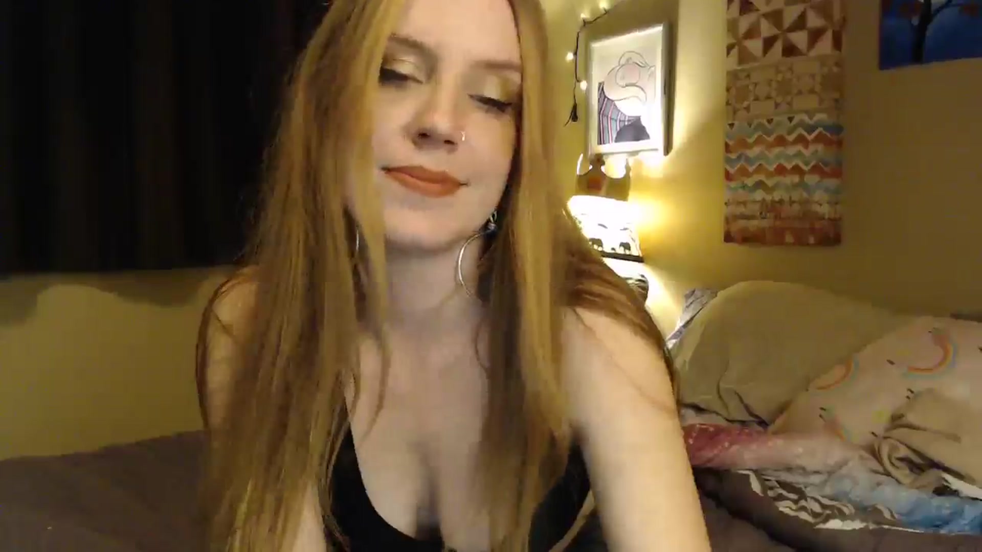 Gallery image thumbnail from Freckles___'s myfreecams stream on, 01/27/2025, 07:15 image 9 of 20
