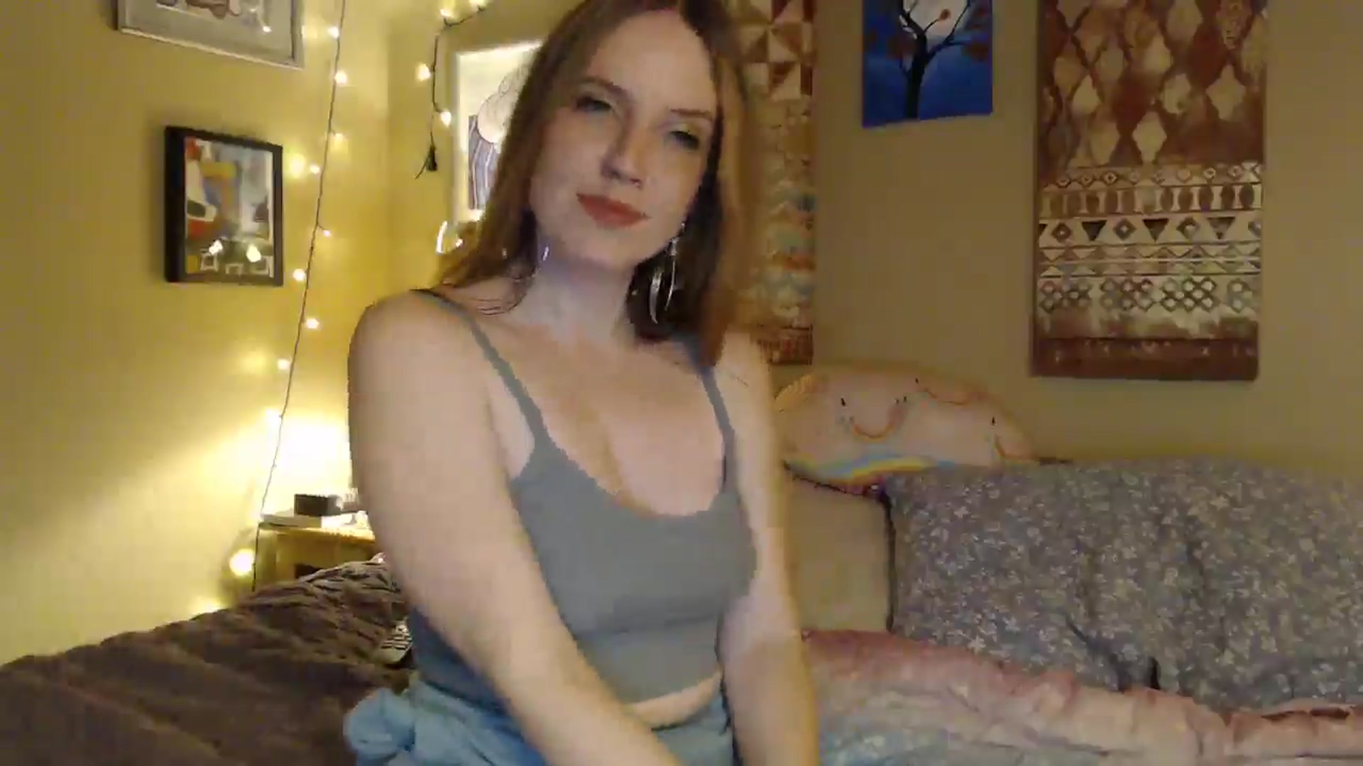 Gallery image thumbnail from Freckles___'s myfreecams stream on, 01/28/2025, 05:22 image 6 of 20