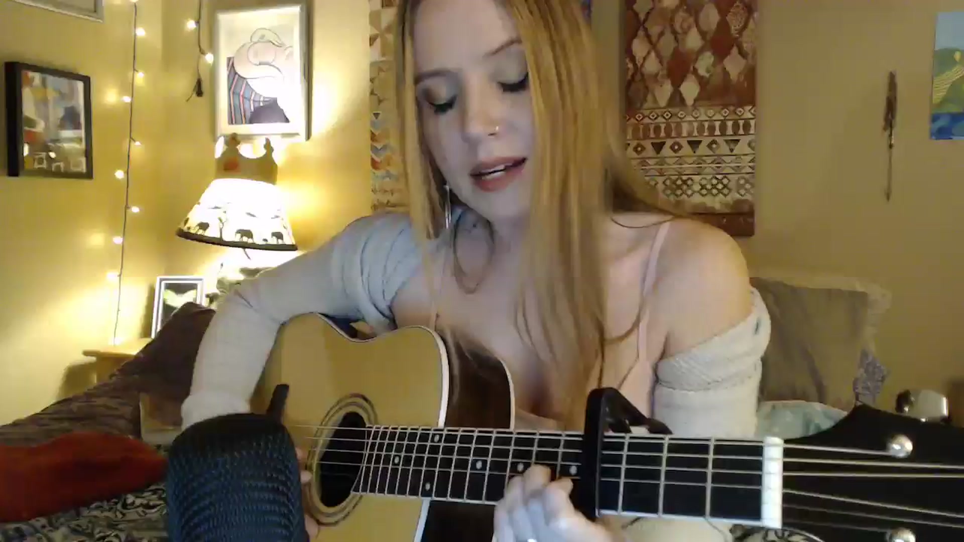 Gallery image thumbnail from Freckles___'s myfreecams stream on, 02/09/2025, 03:02 image 1 of 20