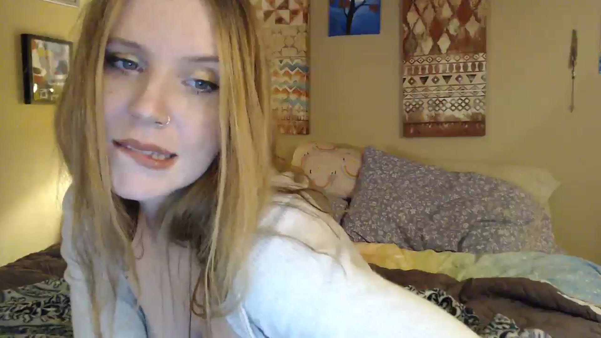 Gallery image thumbnail from Freckles___'s myfreecams stream on, 02/10/2025, 03:37 image 20 of 20
