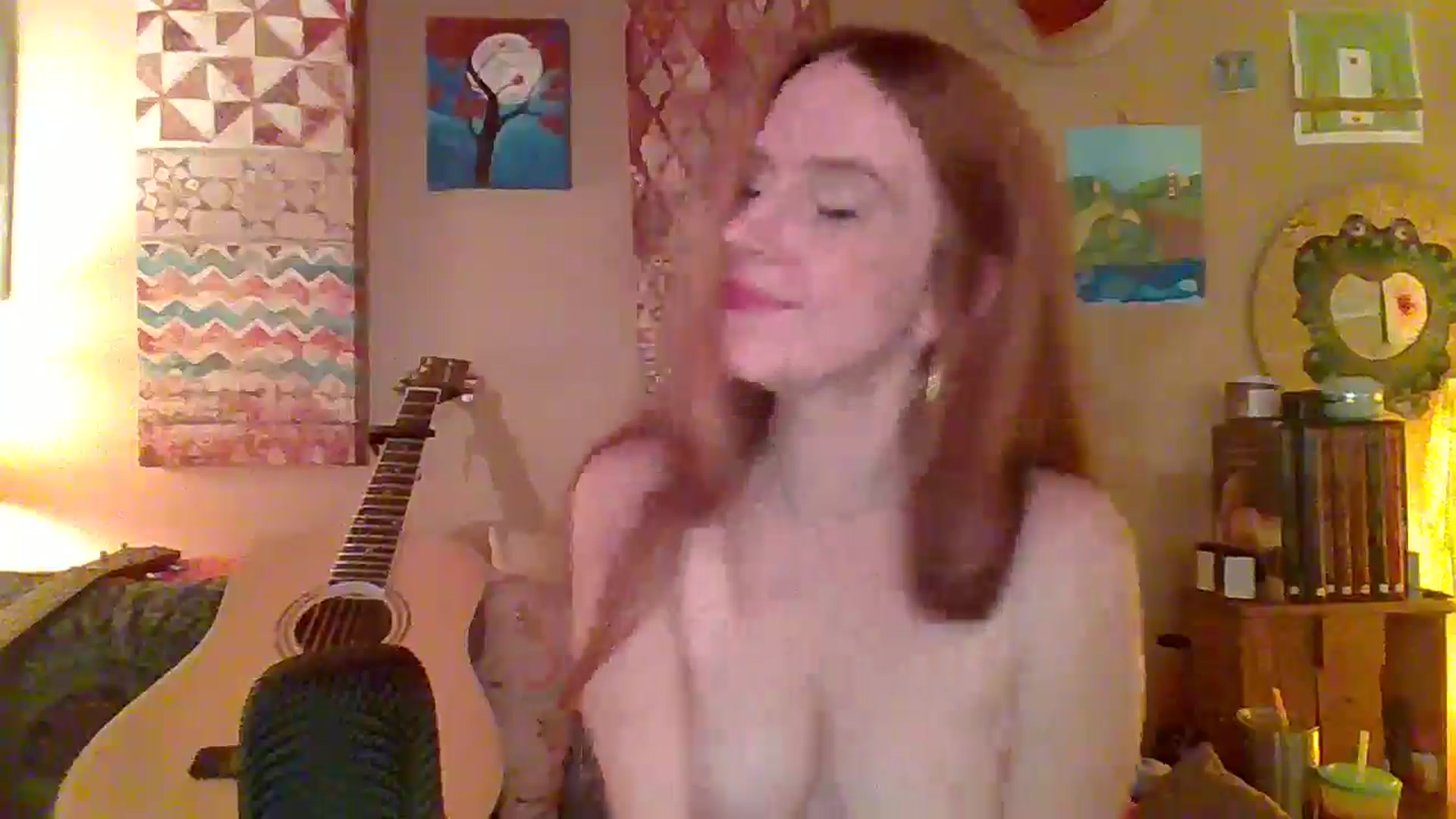 Gallery image thumbnail from Freckles___'s myfreecams stream on, 03/17/2025, 02:06 image 13 of 20