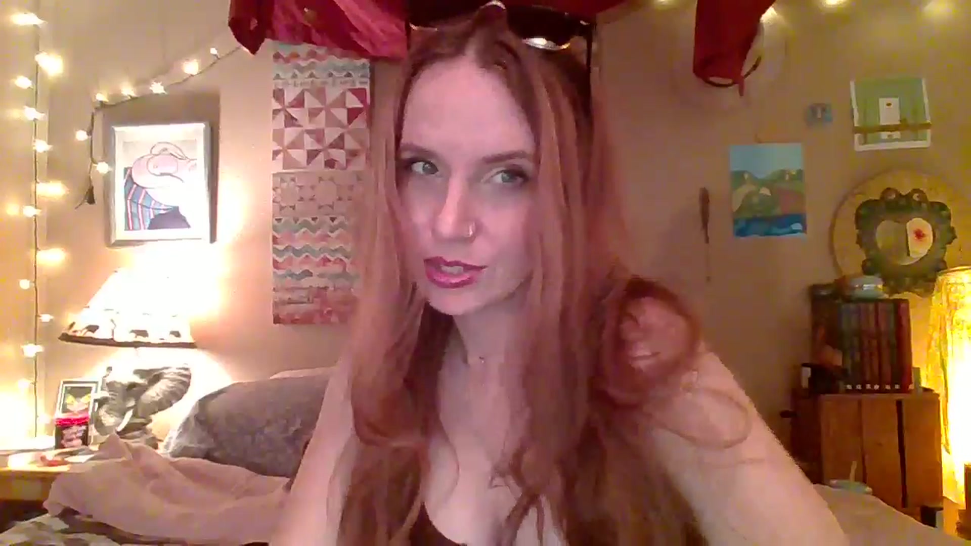 Gallery image thumbnail from Freckles___'s myfreecams stream on, 03/19/2025, 21:54 image 16 of 20