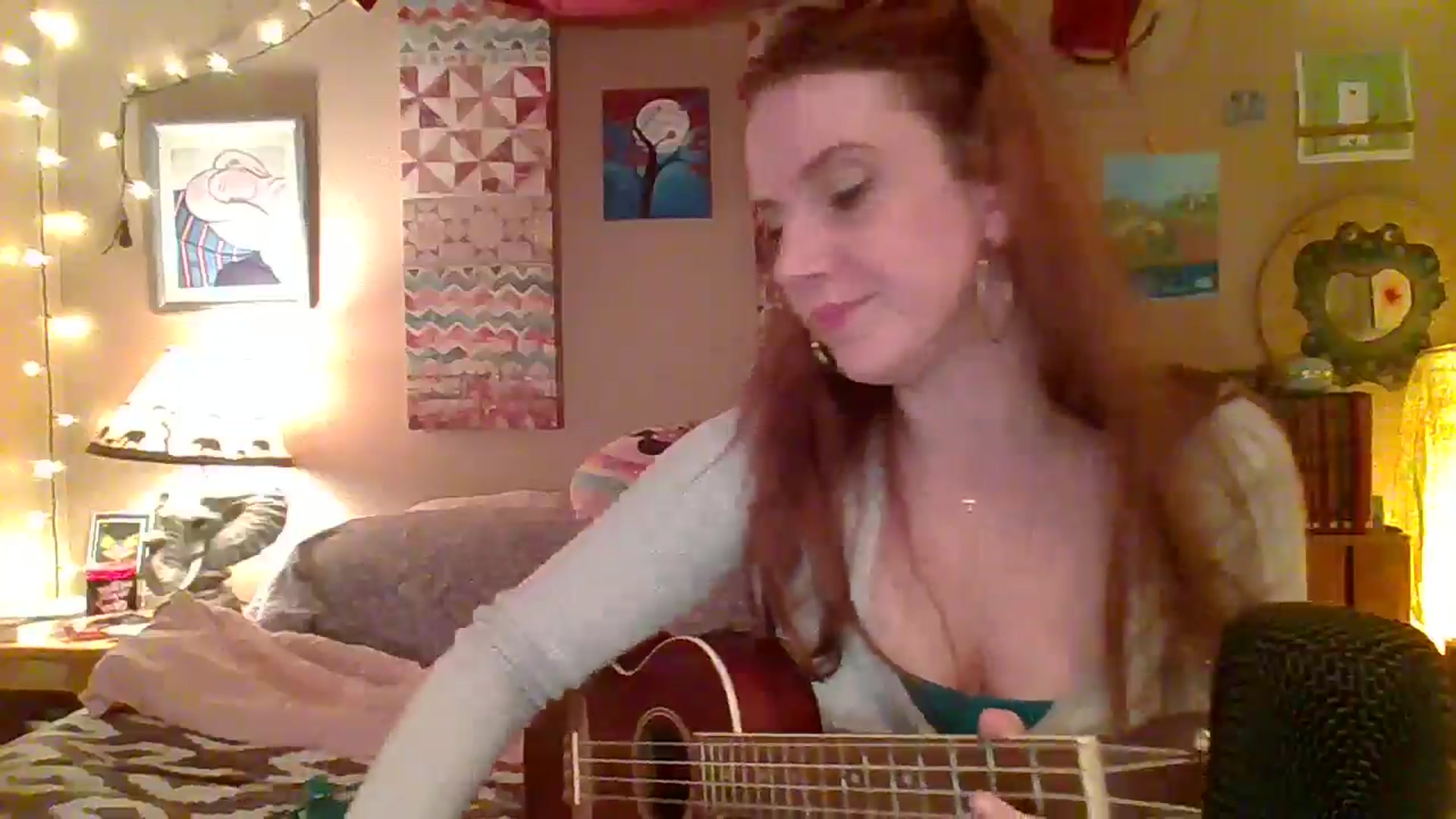 Gallery image thumbnail from Freckles___'s myfreecams stream on, 03/19/2025, 23:57 image 10 of 20