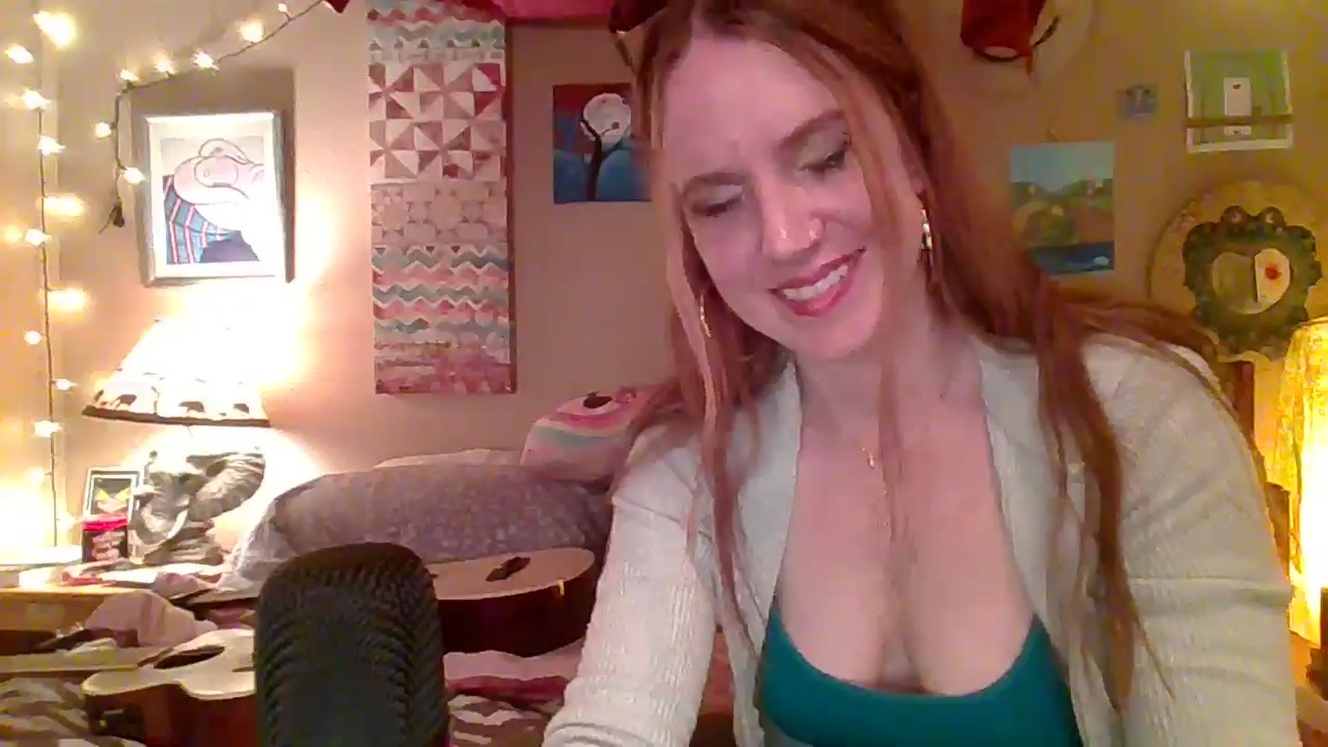 Gallery image thumbnail from Freckles___'s myfreecams stream on, 03/19/2025, 23:57 image 19 of 20