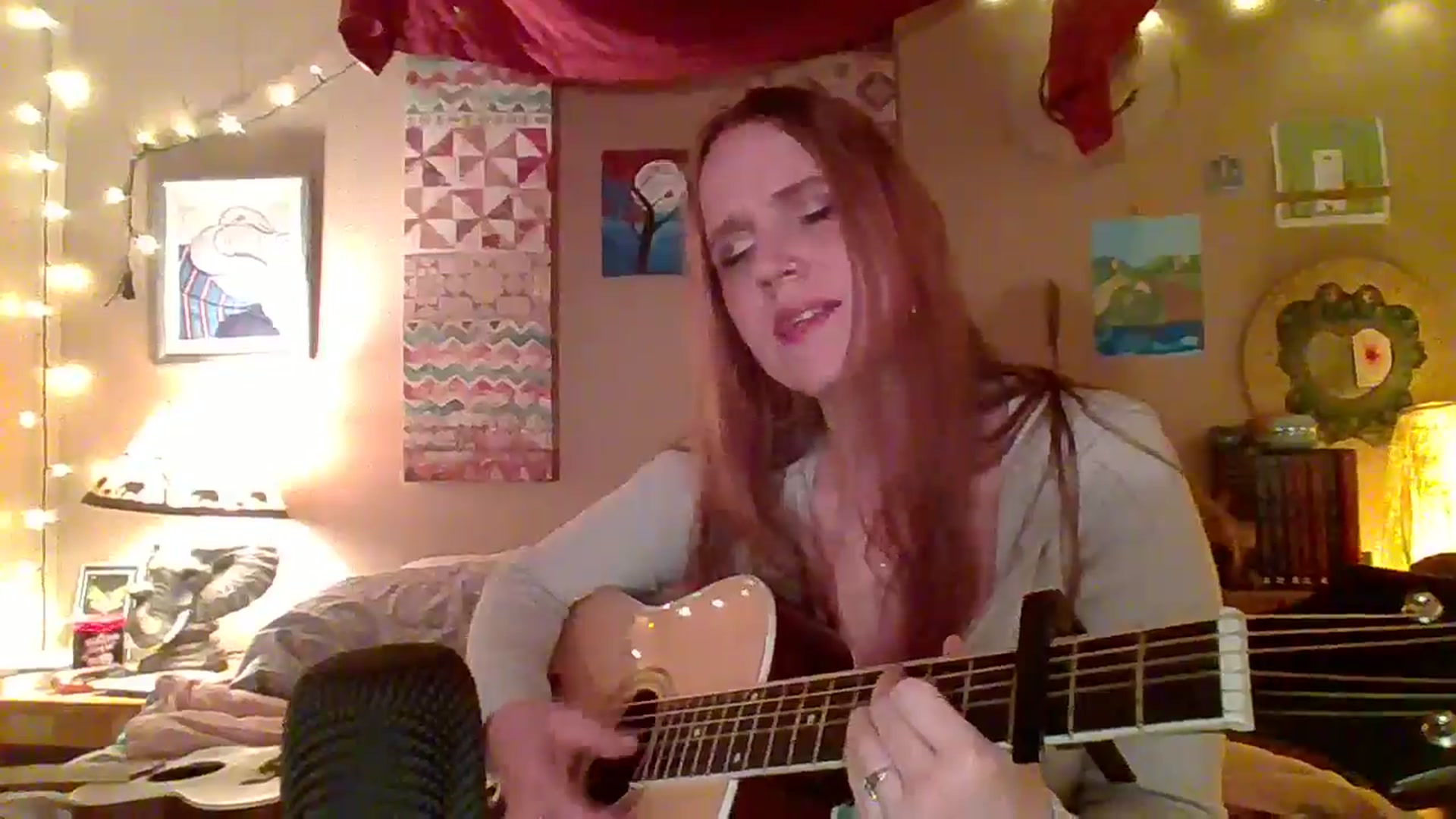 Gallery image thumbnail from Freckles___'s myfreecams stream on, 03/20/2025, 07:24 image 14 of 20