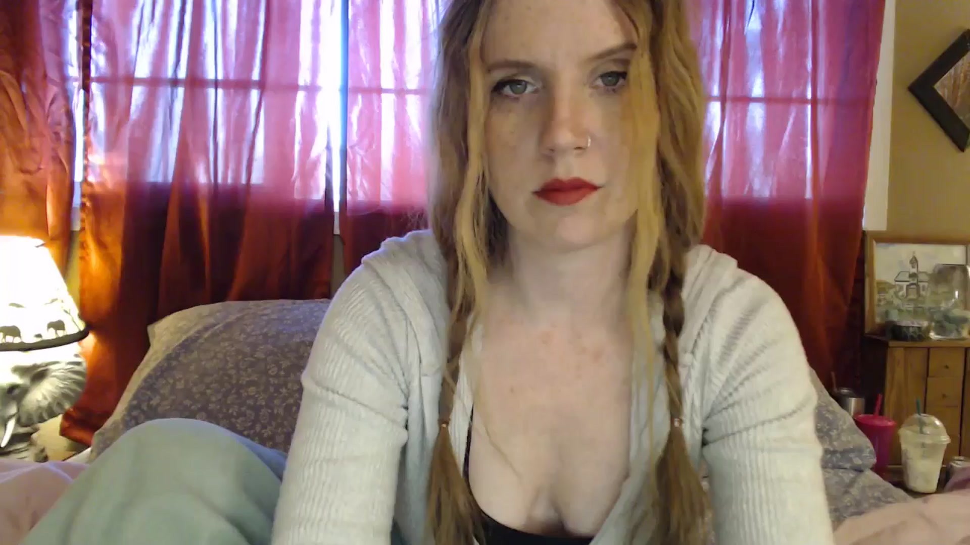 Gallery image thumbnail from Freckles___'s myfreecams stream on, 04/18/2025, 17:03 image 1 of 20