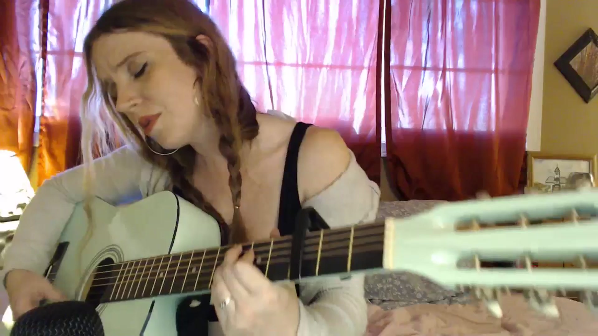 Gallery image thumbnail from Freckles___'s myfreecams stream on, 04/18/2025, 18:53 image 15 of 20