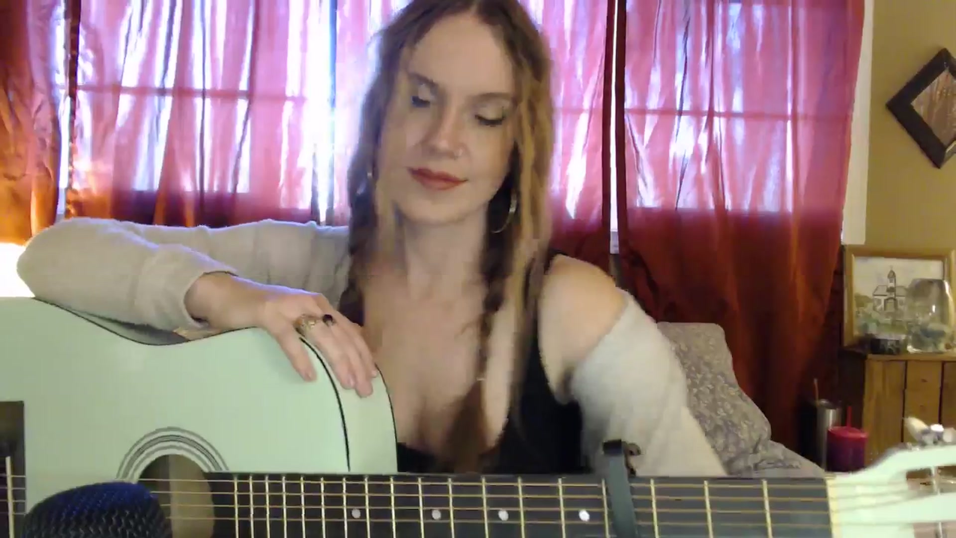 Gallery image thumbnail from Freckles___'s myfreecams stream on, 04/18/2025, 18:53 image 8 of 20