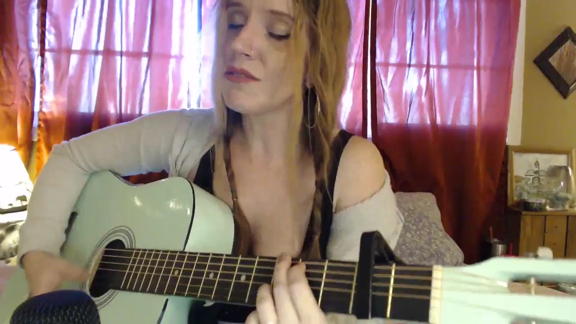 Gallery image thumbnail from Freckles___'s myfreecams stream on, 04/18/2025, 18:53 image 10 of 20