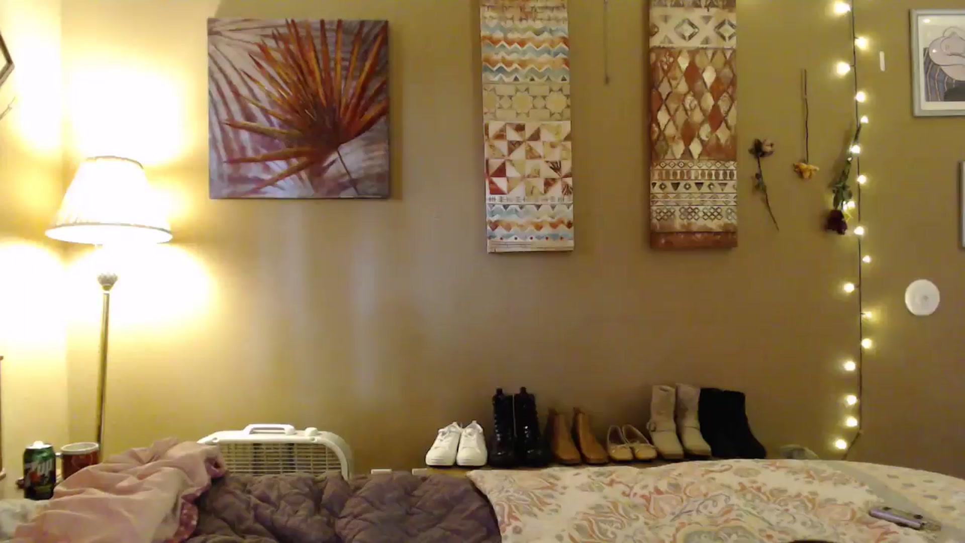 Gallery image thumbnail from Freckles___'s myfreecams stream on, 05/18/2025, 23:58 image 10 of 20
