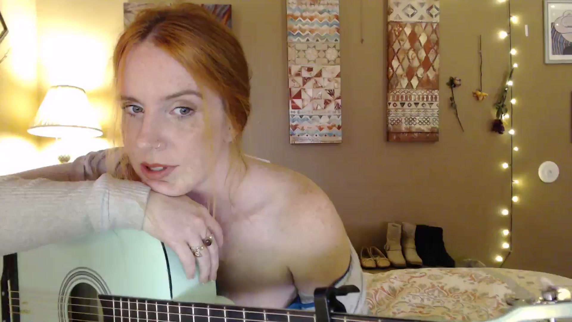Gallery image thumbnail from Freckles___'s myfreecams stream on, 05/18/2025, 23:58 image 17 of 20