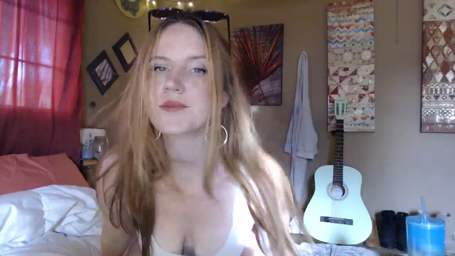Gallery image thumbnail from Freckles___'s myfreecams stream on, 08/18/2025, 03:05 image 4 of 20
