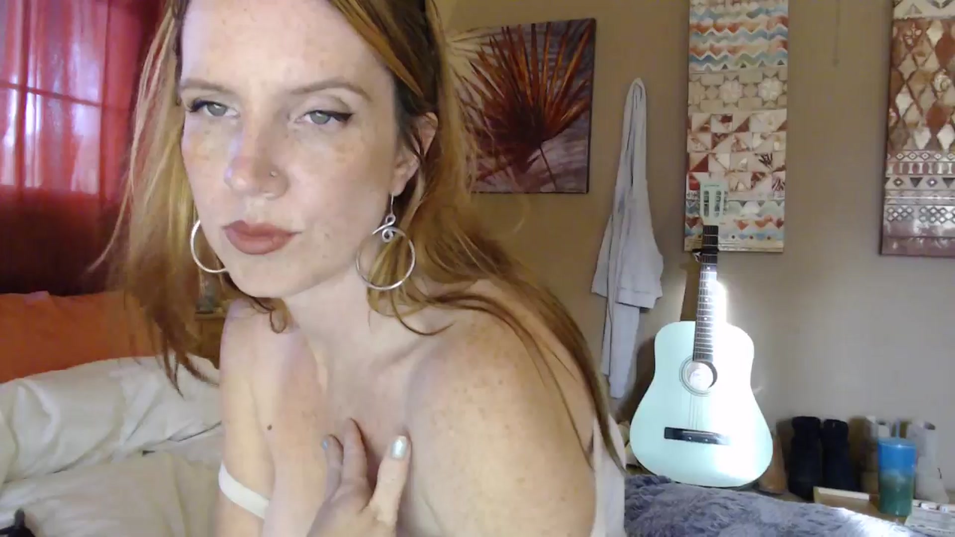 Gallery image thumbnail from Freckles___'s myfreecams stream on, 08/18/2025, 03:05 image 10 of 20