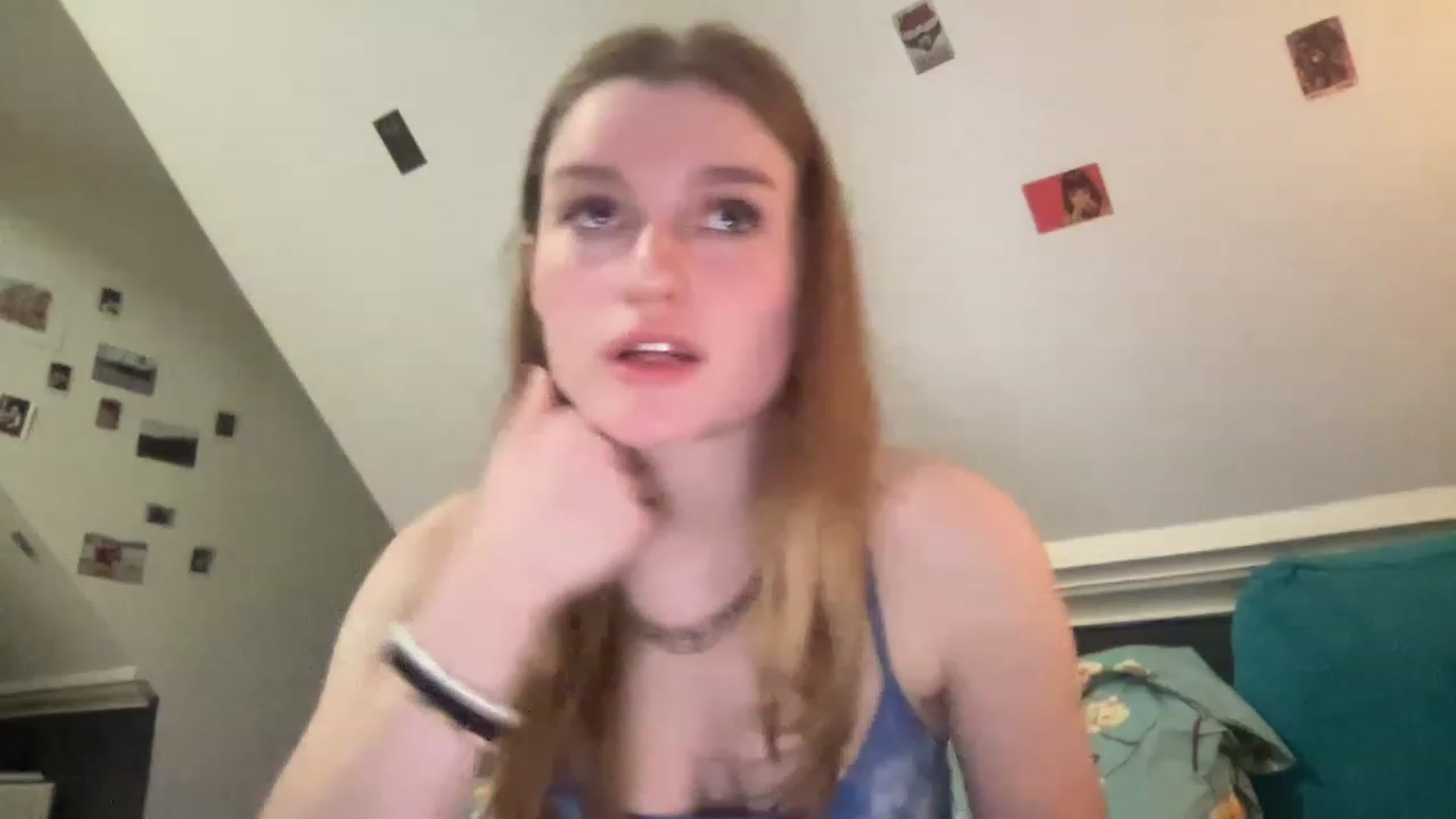 Gallery image thumbnail from FrecklyTaylor's myfreecams stream on, 11/28/2022, 17:50 image 12 of 20