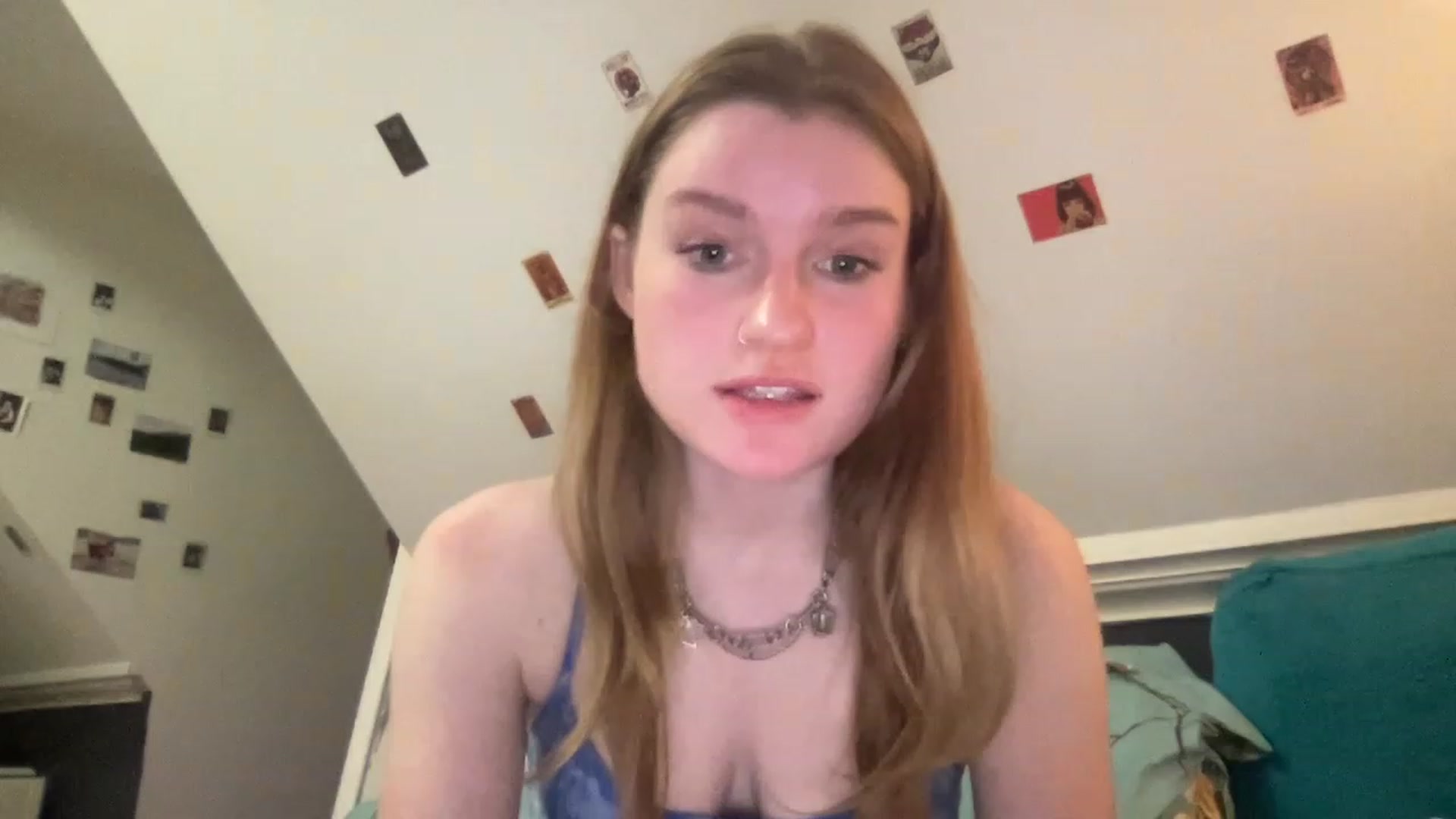 Gallery image thumbnail from FrecklyTaylor's myfreecams stream on, 11/28/2022, 17:50 image 5 of 20