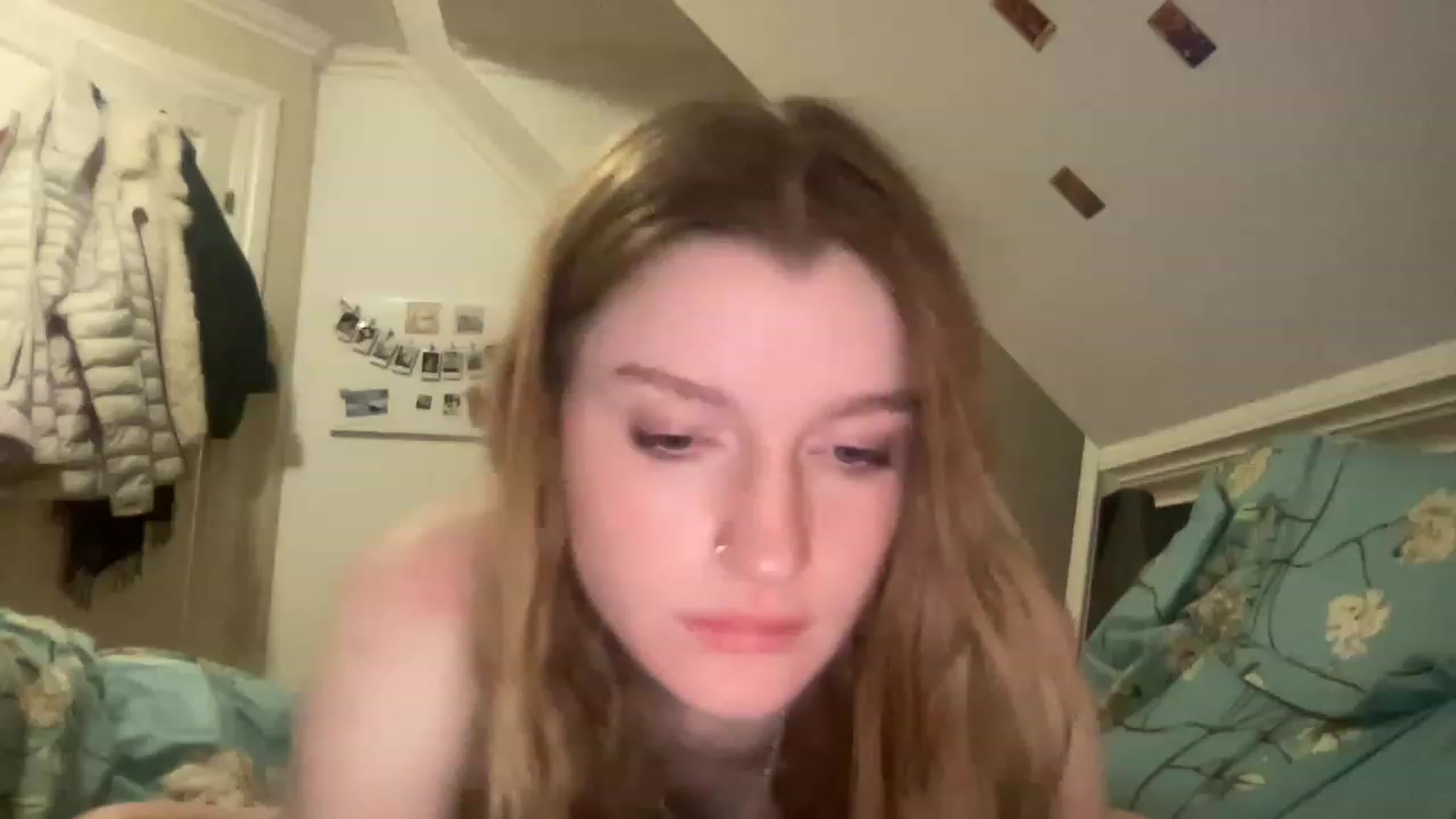 Gallery image thumbnail from FrecklyTaylor's myfreecams stream on, 12/07/2022, 17:15 image 9 of 20