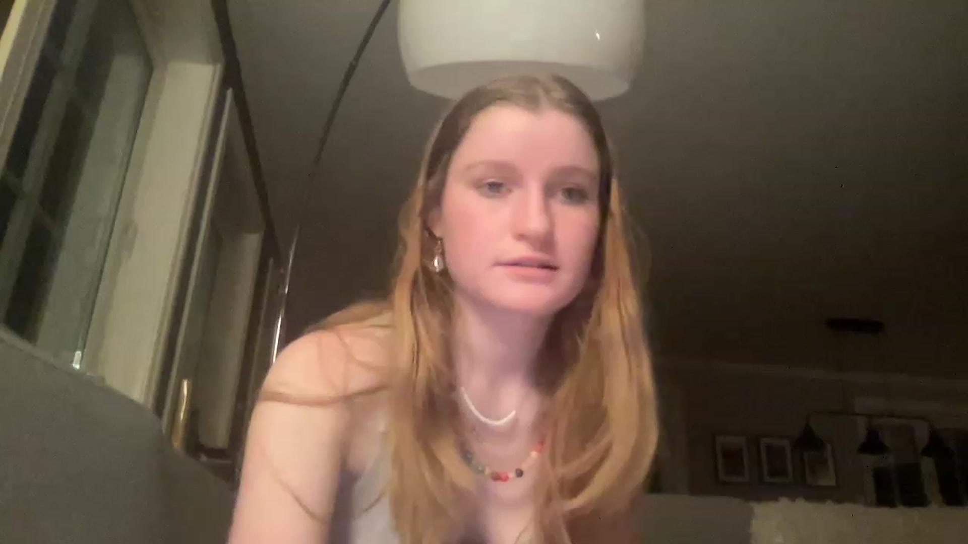 Gallery image thumbnail from FrecklyTaylor's myfreecams stream on, 01/30/2023, 17:28 image 17 of 20