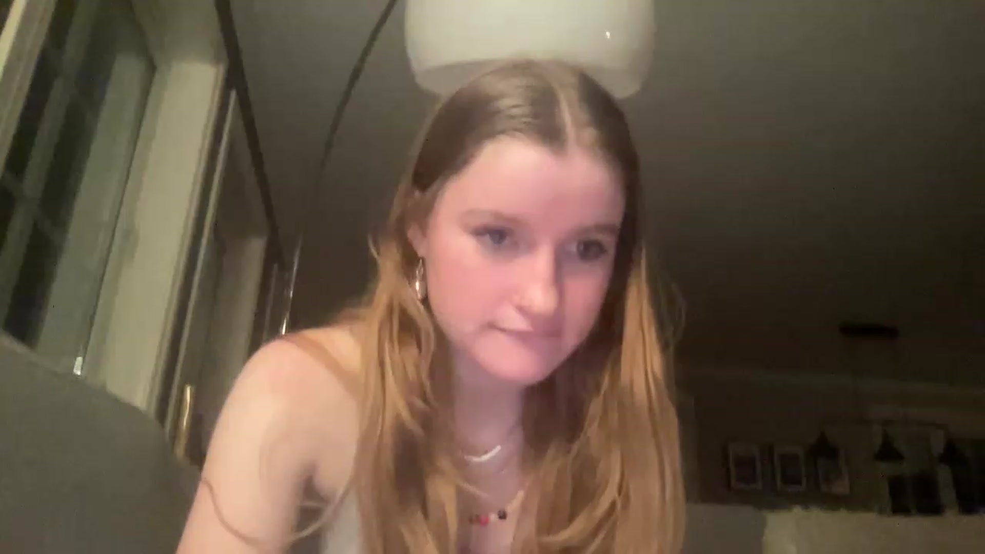 Gallery image thumbnail from FrecklyTaylor's myfreecams stream on, 01/30/2023, 17:28 image 16 of 20