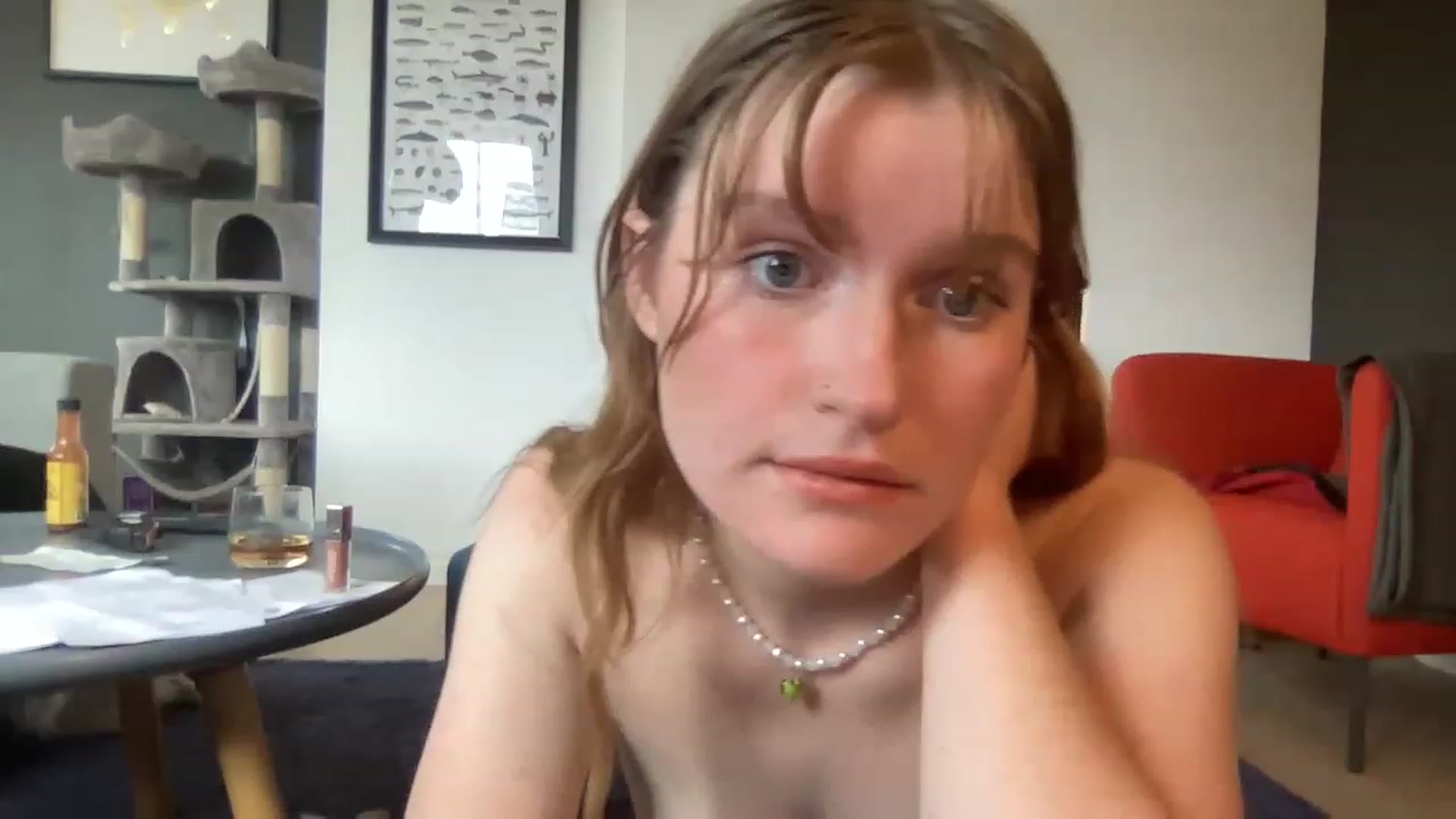Gallery image thumbnail from FrecklyTaylor's myfreecams stream on, 03/30/2023, 15:05 image 13 of 20