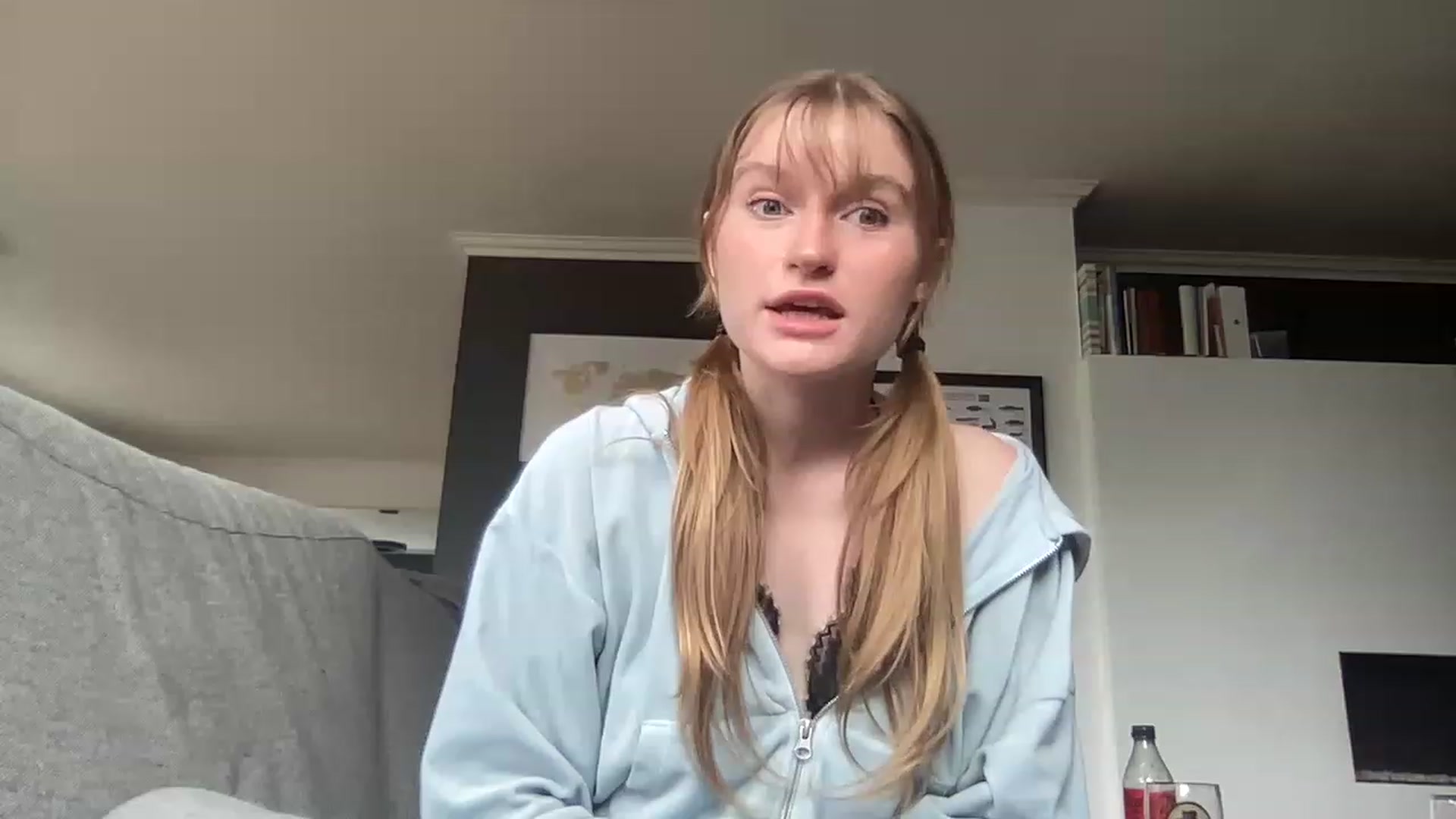 Gallery image thumbnail from FrecklyTaylor's myfreecams stream on, 05/26/2023, 15:31 image 3 of 20