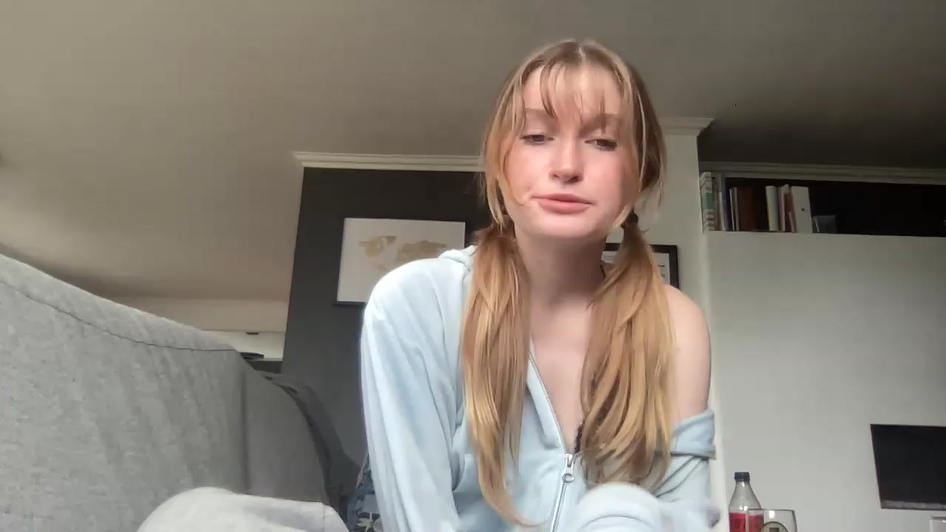 Gallery image thumbnail from FrecklyTaylor's myfreecams stream on, 05/26/2023, 15:31 image 12 of 20