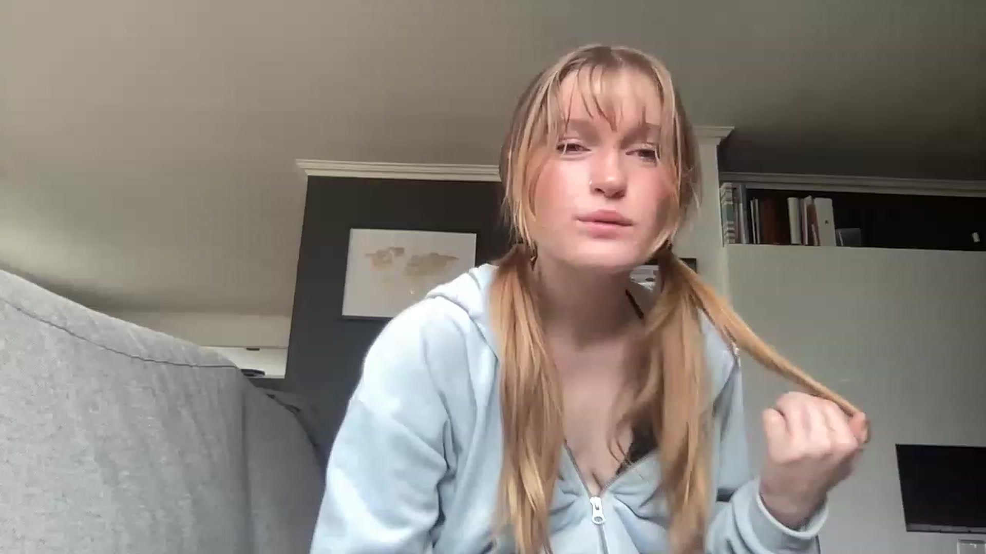 Gallery image thumbnail from FrecklyTaylor's myfreecams stream on, 05/26/2023, 15:31 image 20 of 20