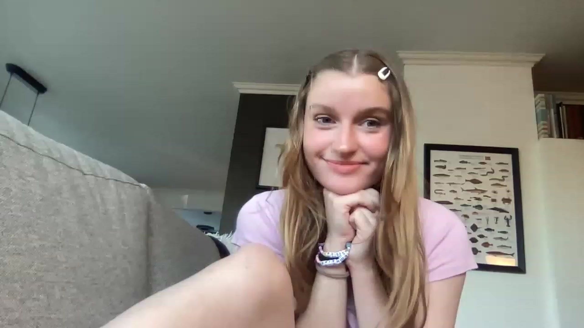 Gallery image thumbnail from FrecklyTaylor's myfreecams stream on, 06/02/2023, 19:14 image 16 of 20