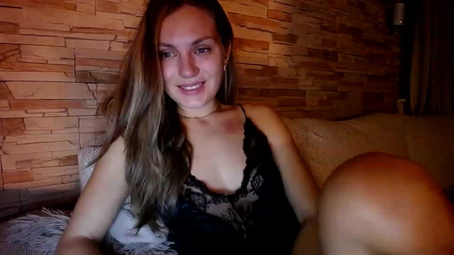 Gallery image thumbnail from Free_Love's myfreecams stream on, 12/30/2022, 22:19 image 3 of 20