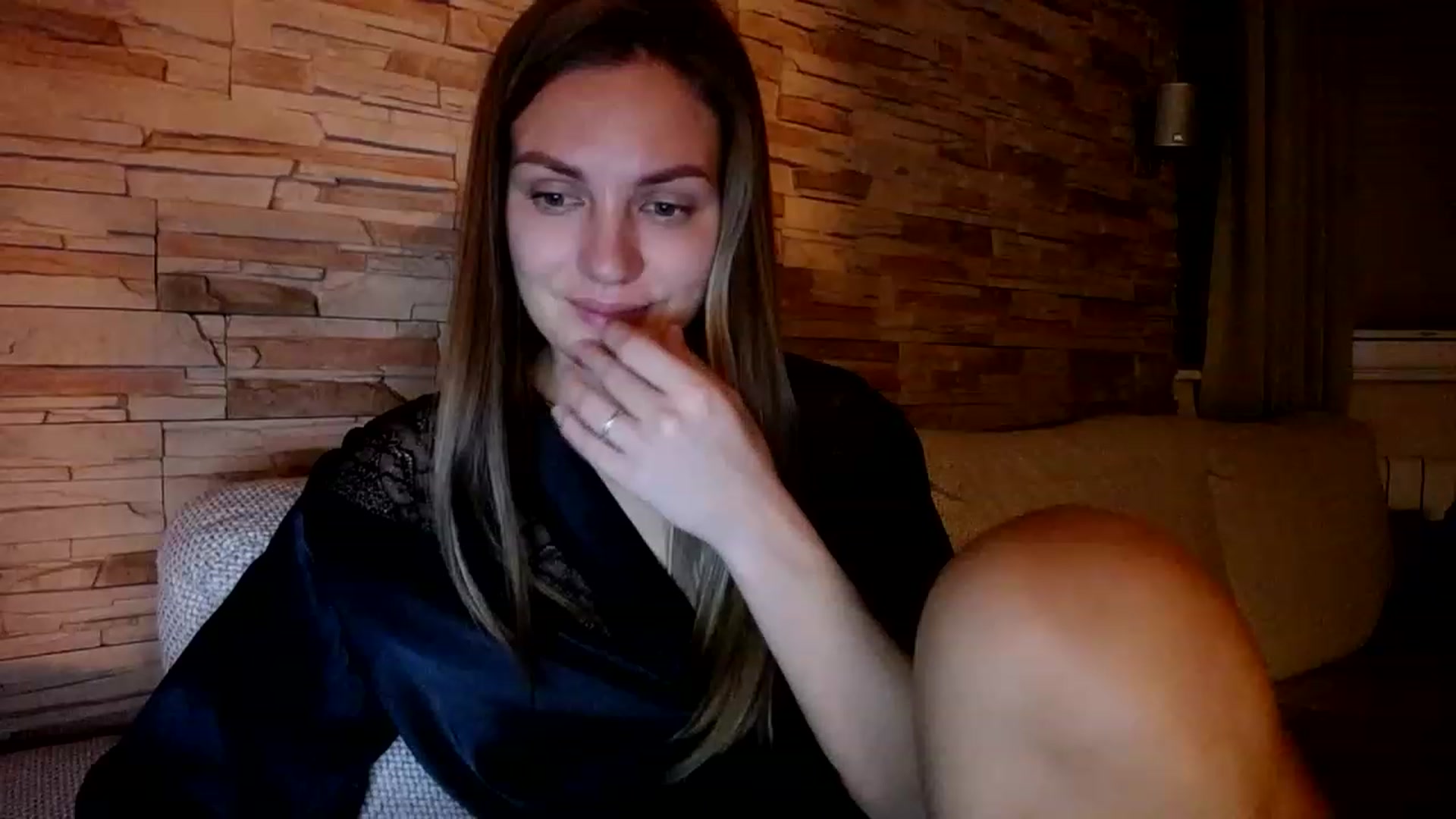 Gallery image thumbnail from Free_Love's myfreecams stream on, 01/12/2023, 22:46 image 15 of 20
