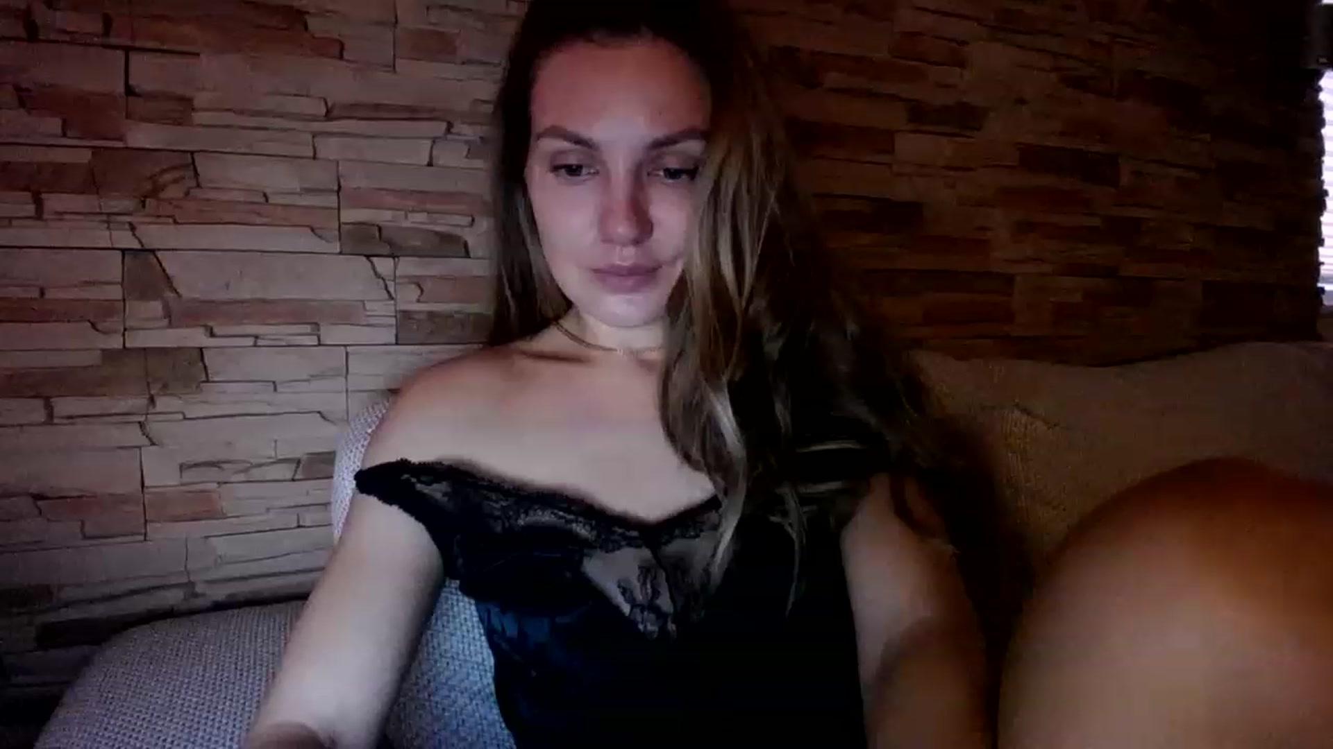Gallery image thumbnail from Free_Love's myfreecams stream on, 01/21/2023, 15:37 image 15 of 20