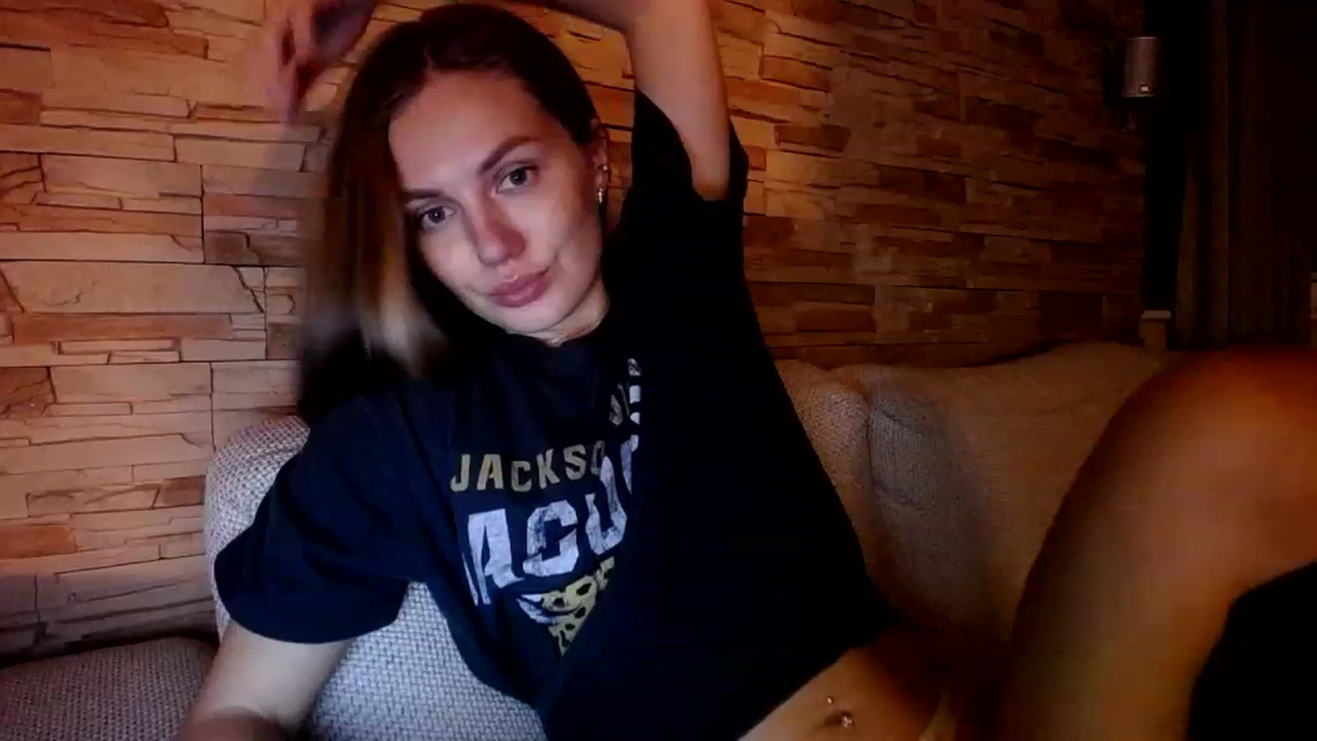 Gallery image thumbnail from Free_Love's myfreecams stream on, 02/01/2023, 20:29 image 4 of 20